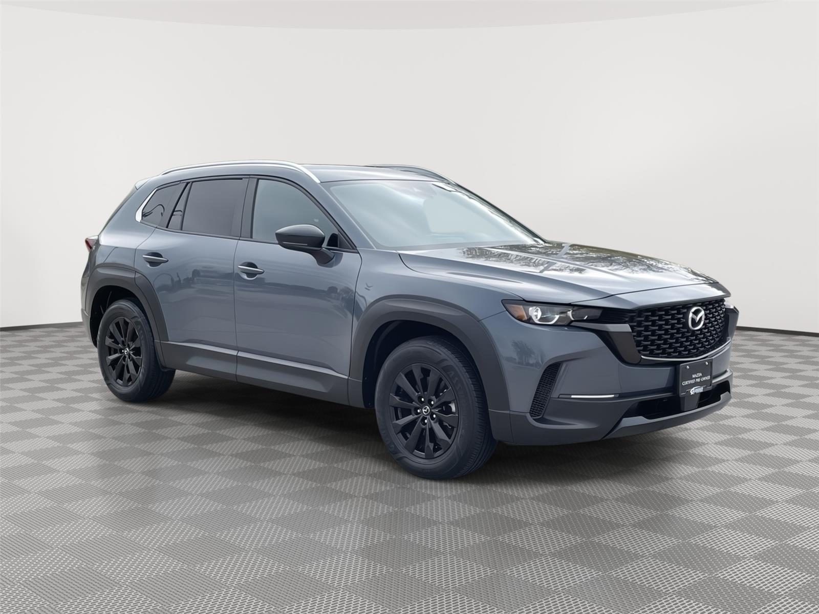 Vehicle photo 5