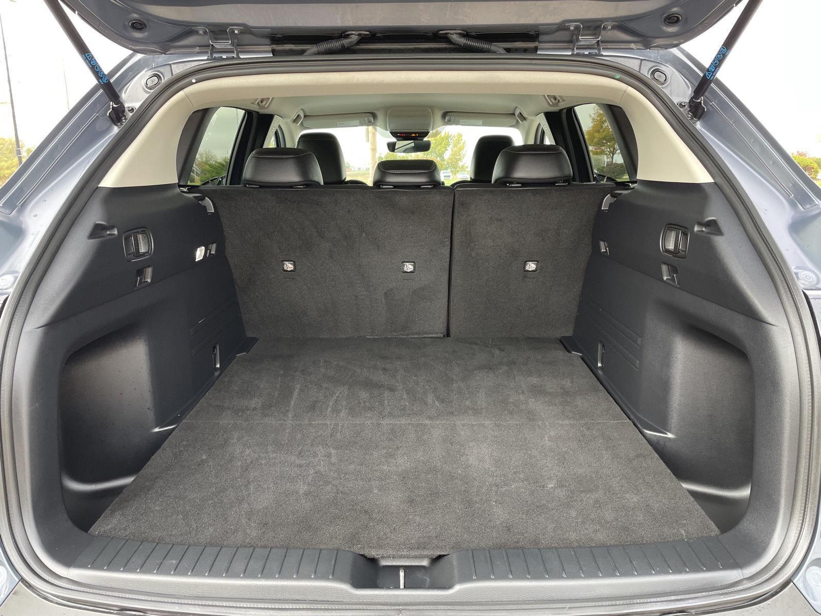 Vehicle photo 32