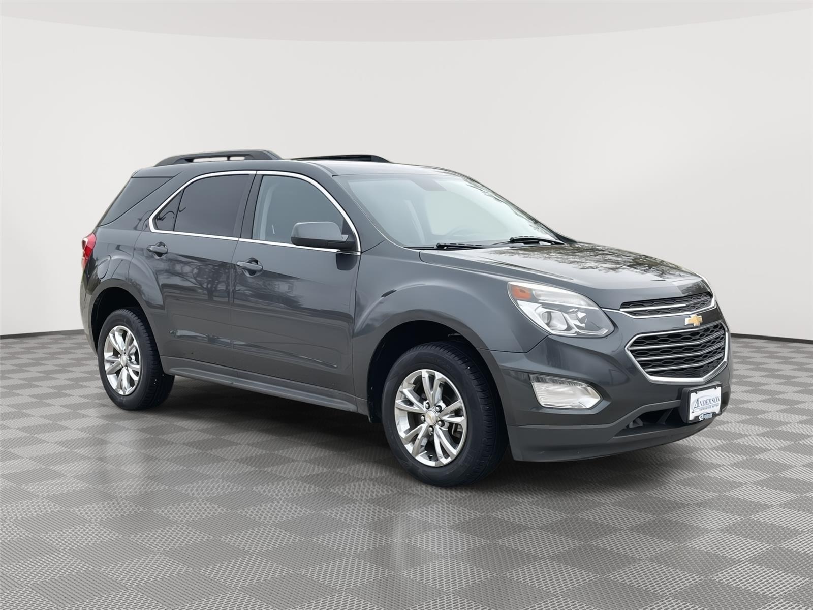 Vehicle photo 5