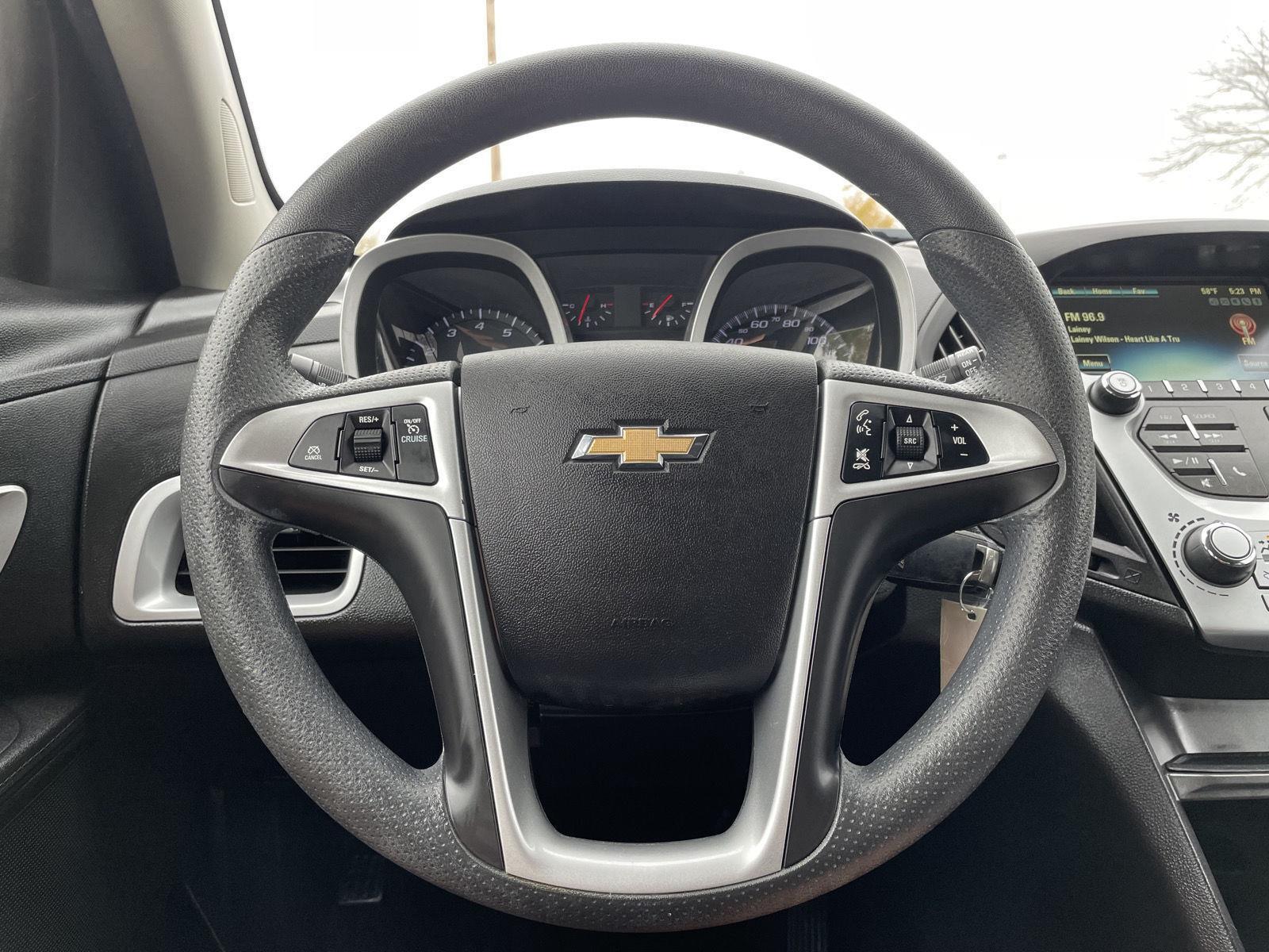 Vehicle photo 9
