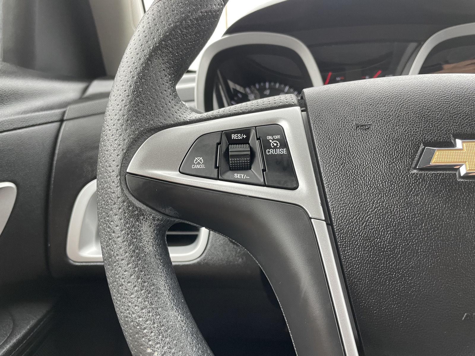 Vehicle photo 10