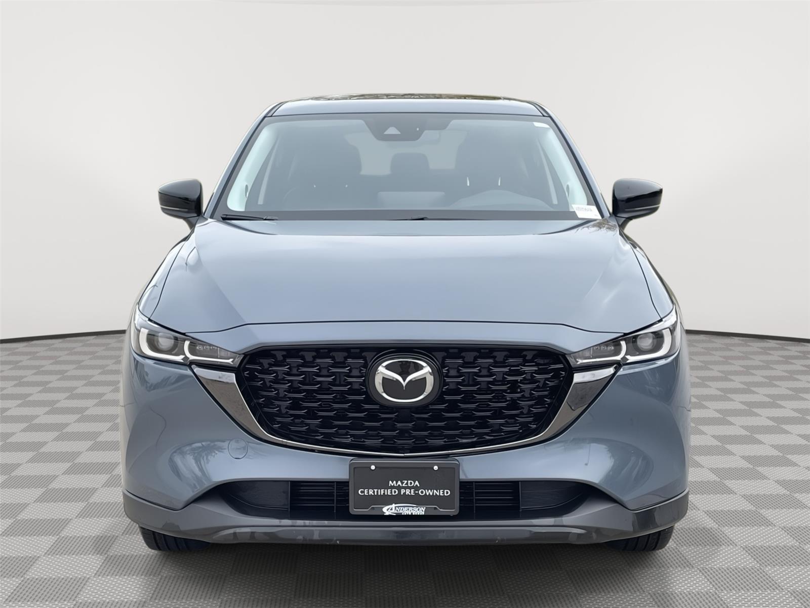 Vehicle photo 4