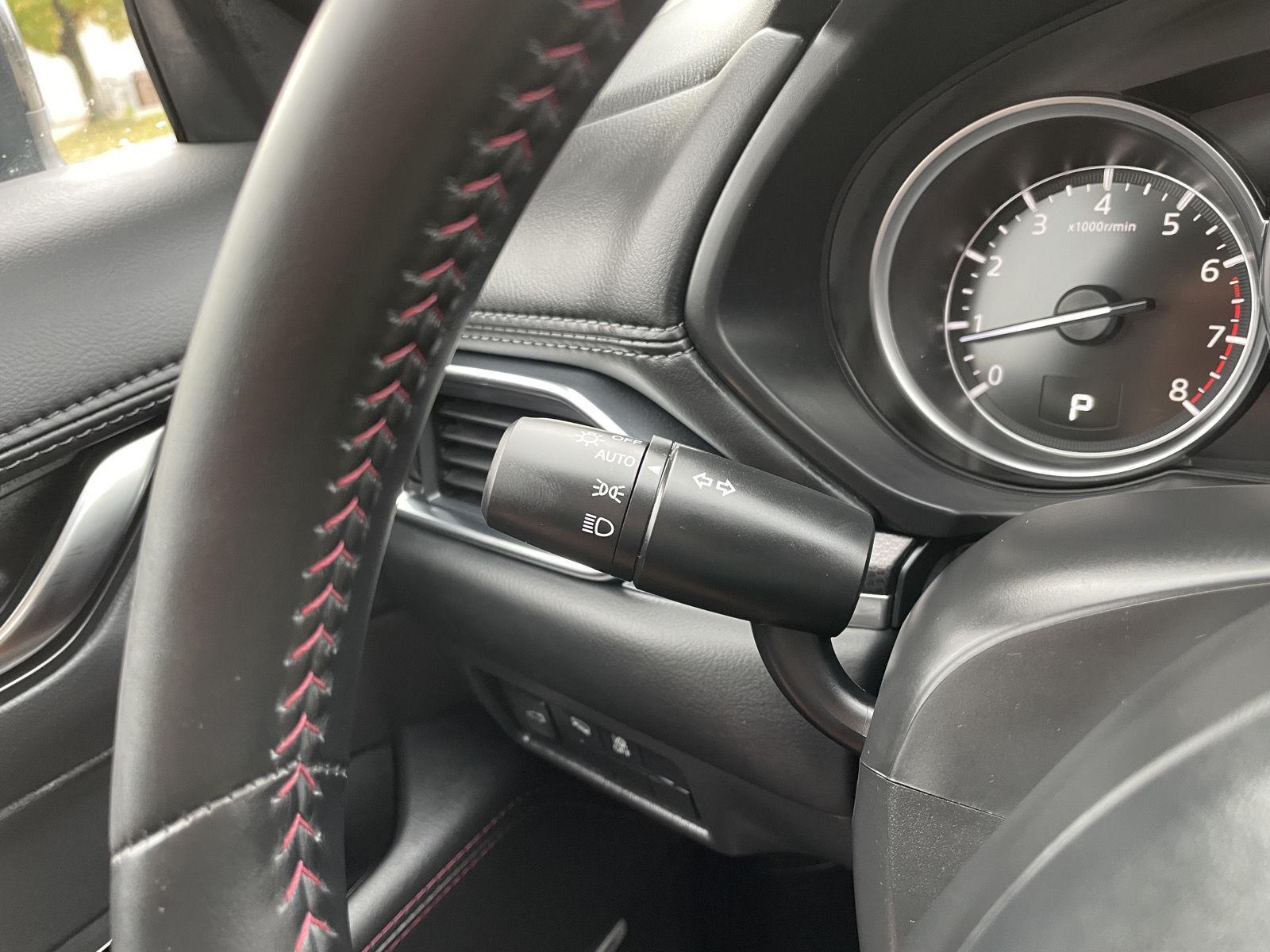 Vehicle photo 16