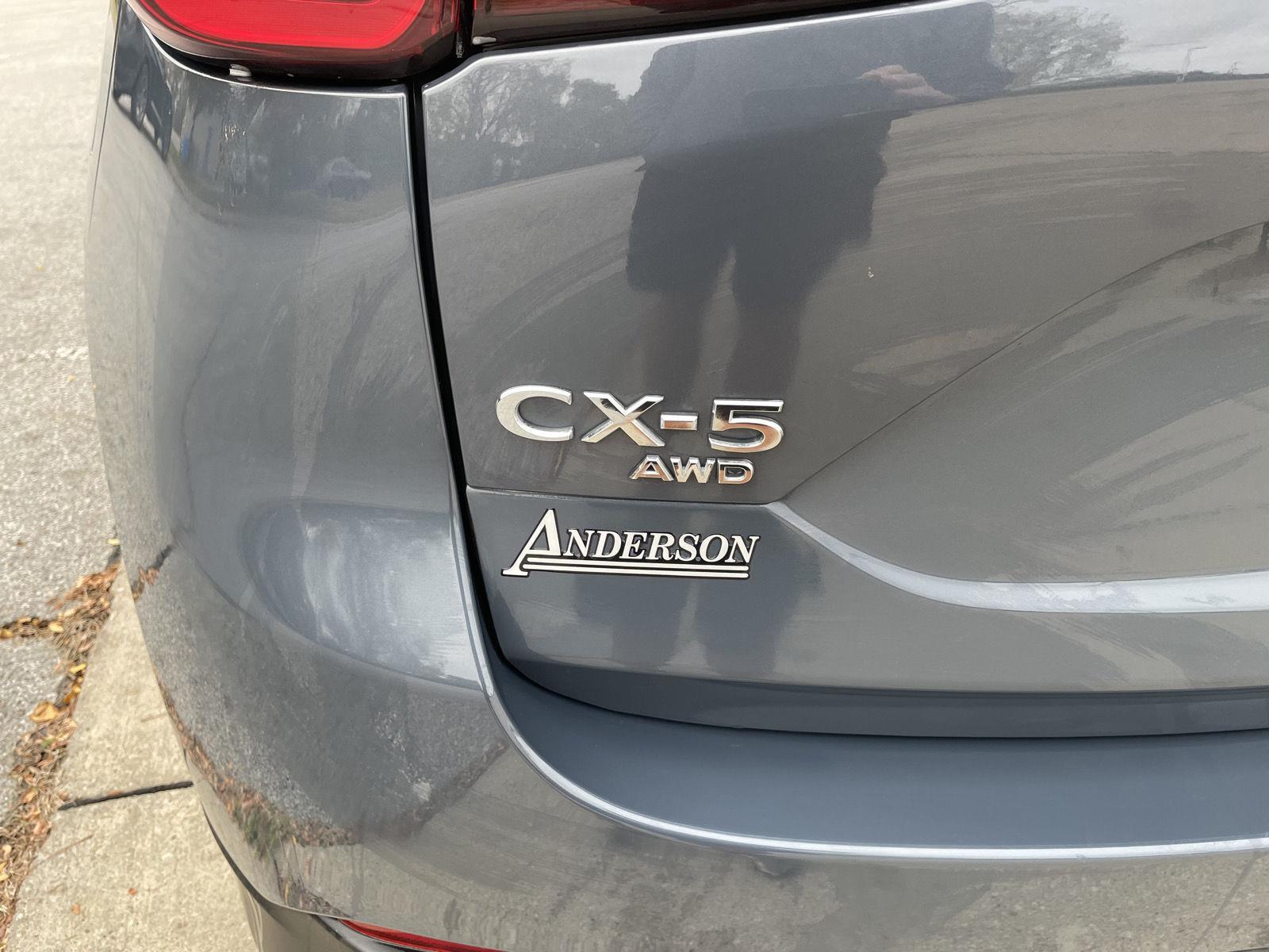 Vehicle photo 35