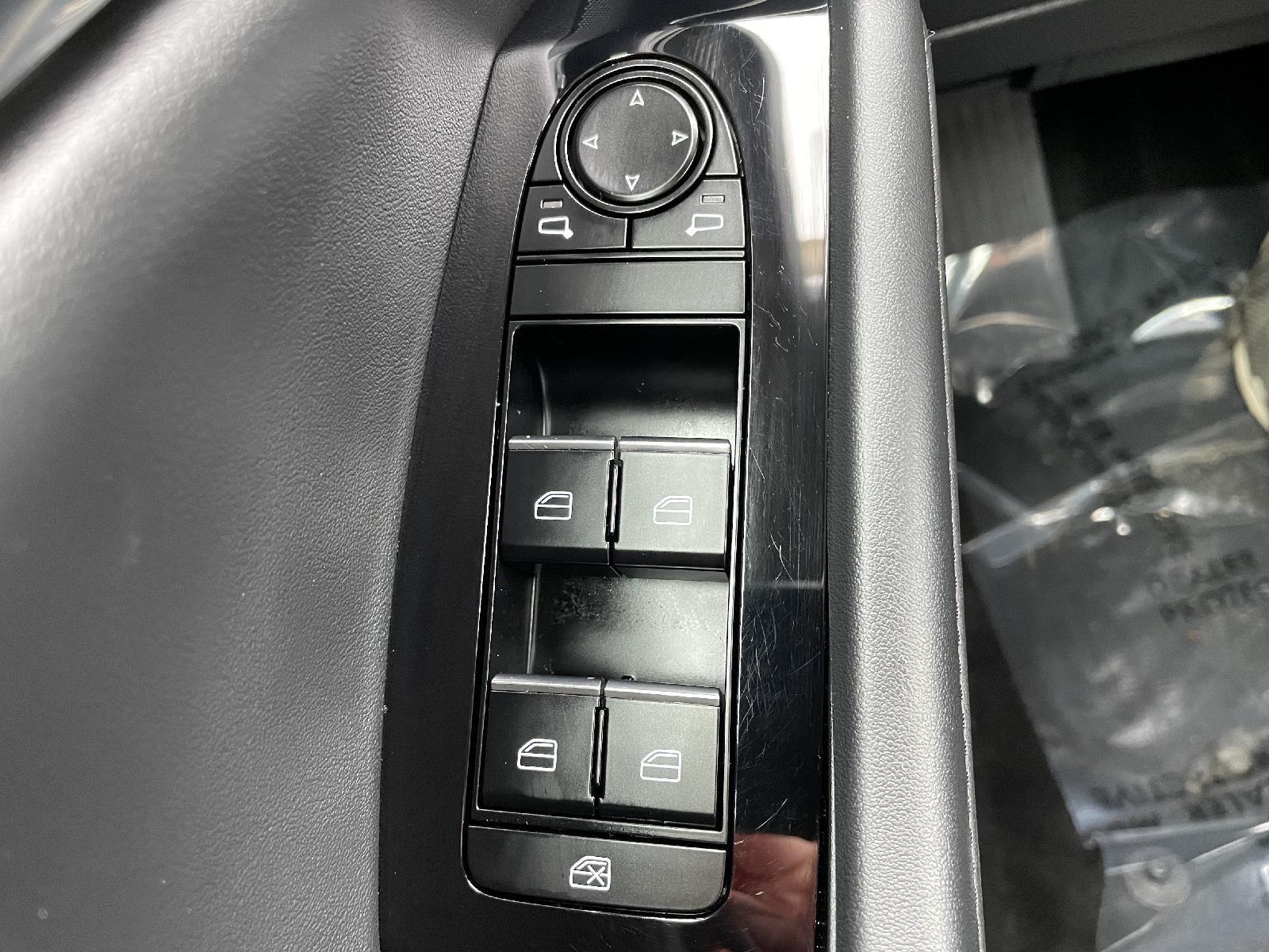 Used 2024 Mazda3 Hatchback 2.5 S Preferred Hatchback for sale in Lincoln NE