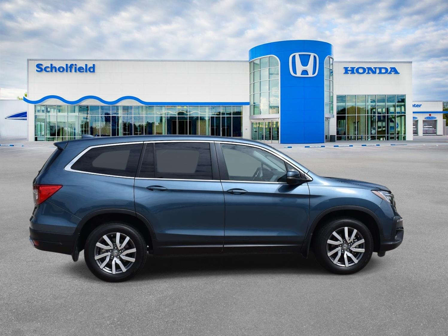 Used 2021 Honda Pilot EX with VIN 5FNYF6H39MB065746 for sale in Wichita, KS