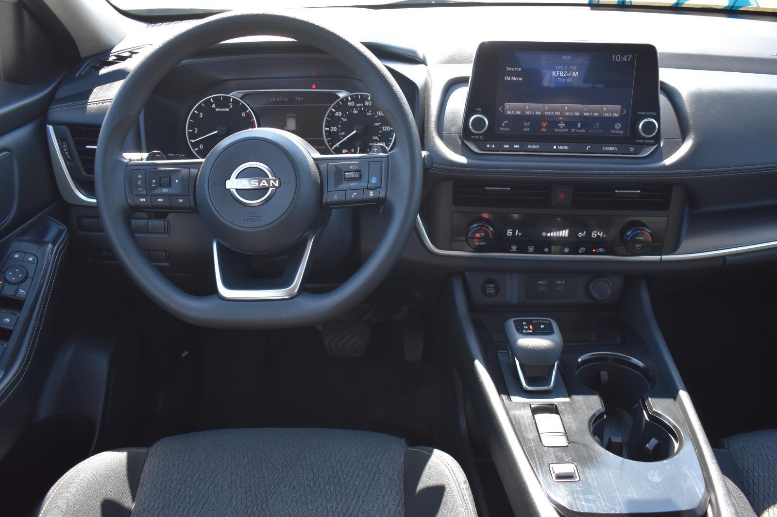 2024 Nissan Rogue SV photo 20