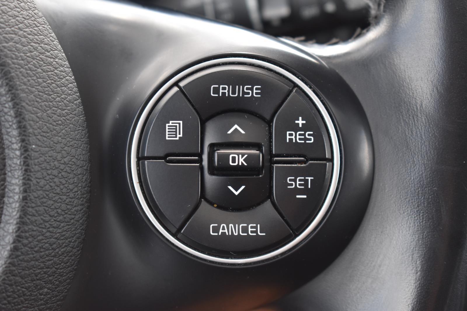 2021 Kia Soul GT-Line photo 7