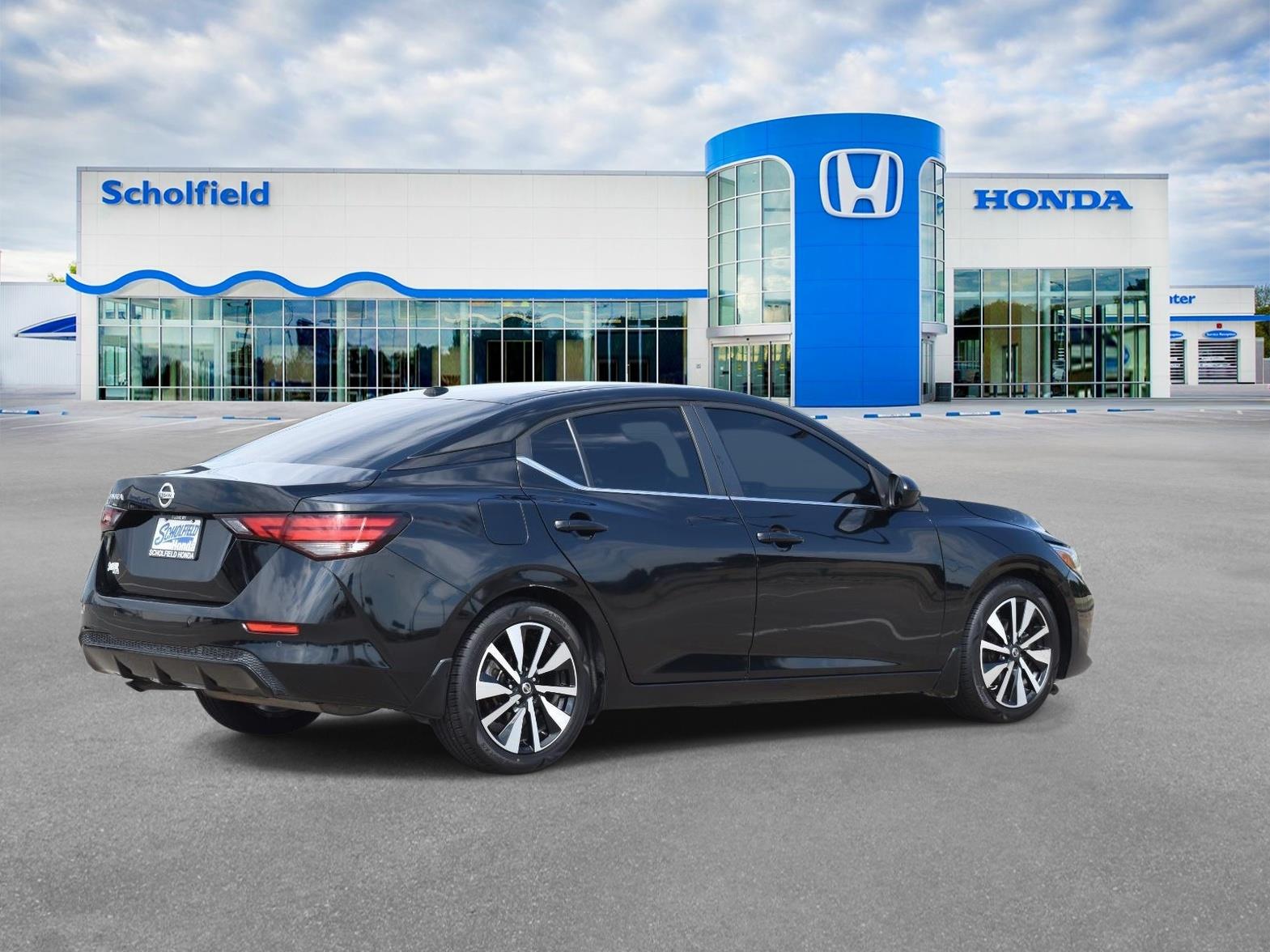 2022 Nissan Sentra SV photo 2