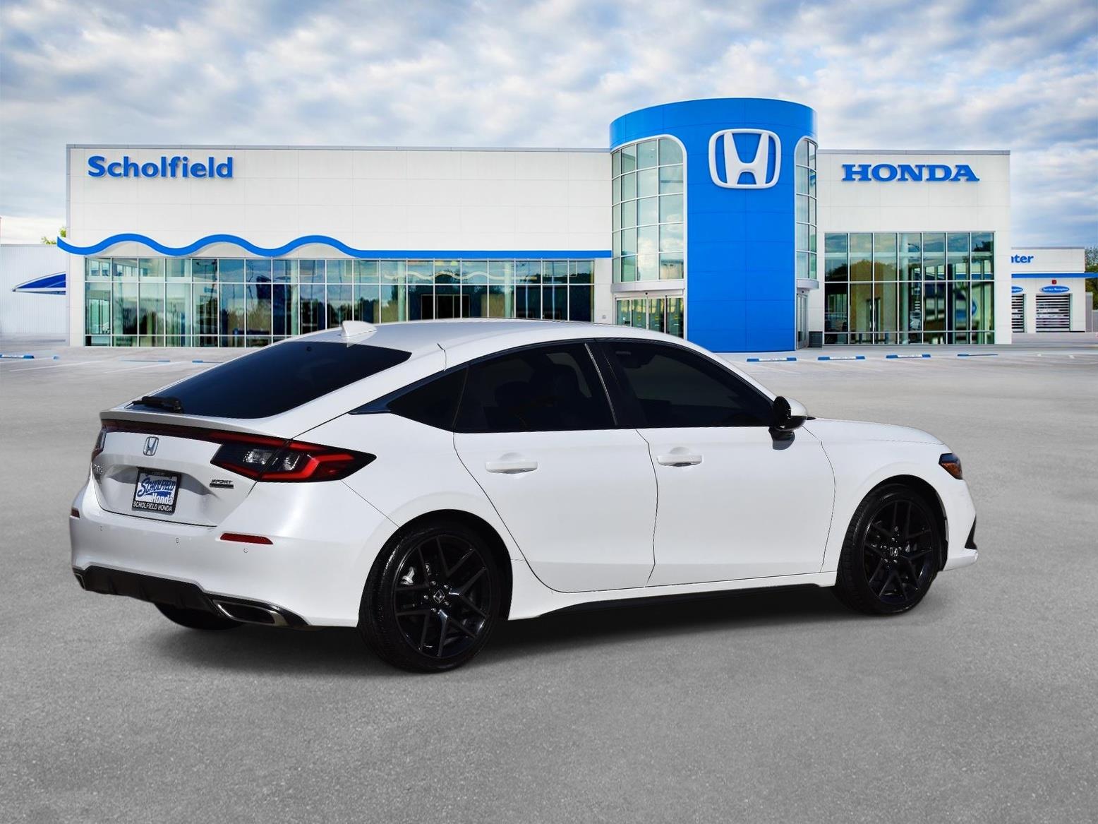 2022 Honda Civic Hatchback Sport Touring photo 2