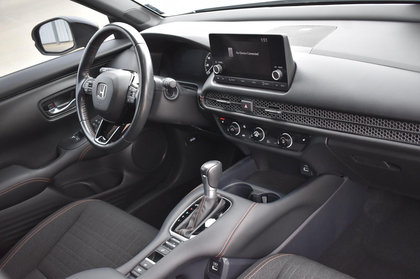 2023 Honda HR-V Sport photo 2