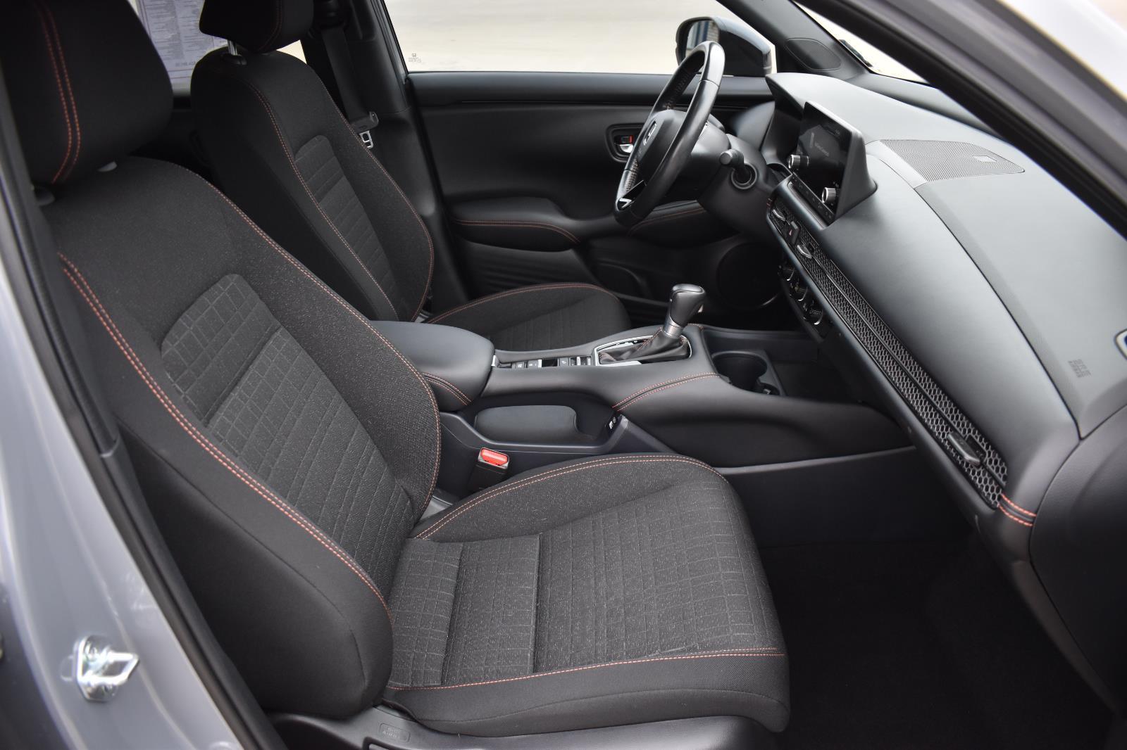 2023 Honda HR-V Sport photo 3