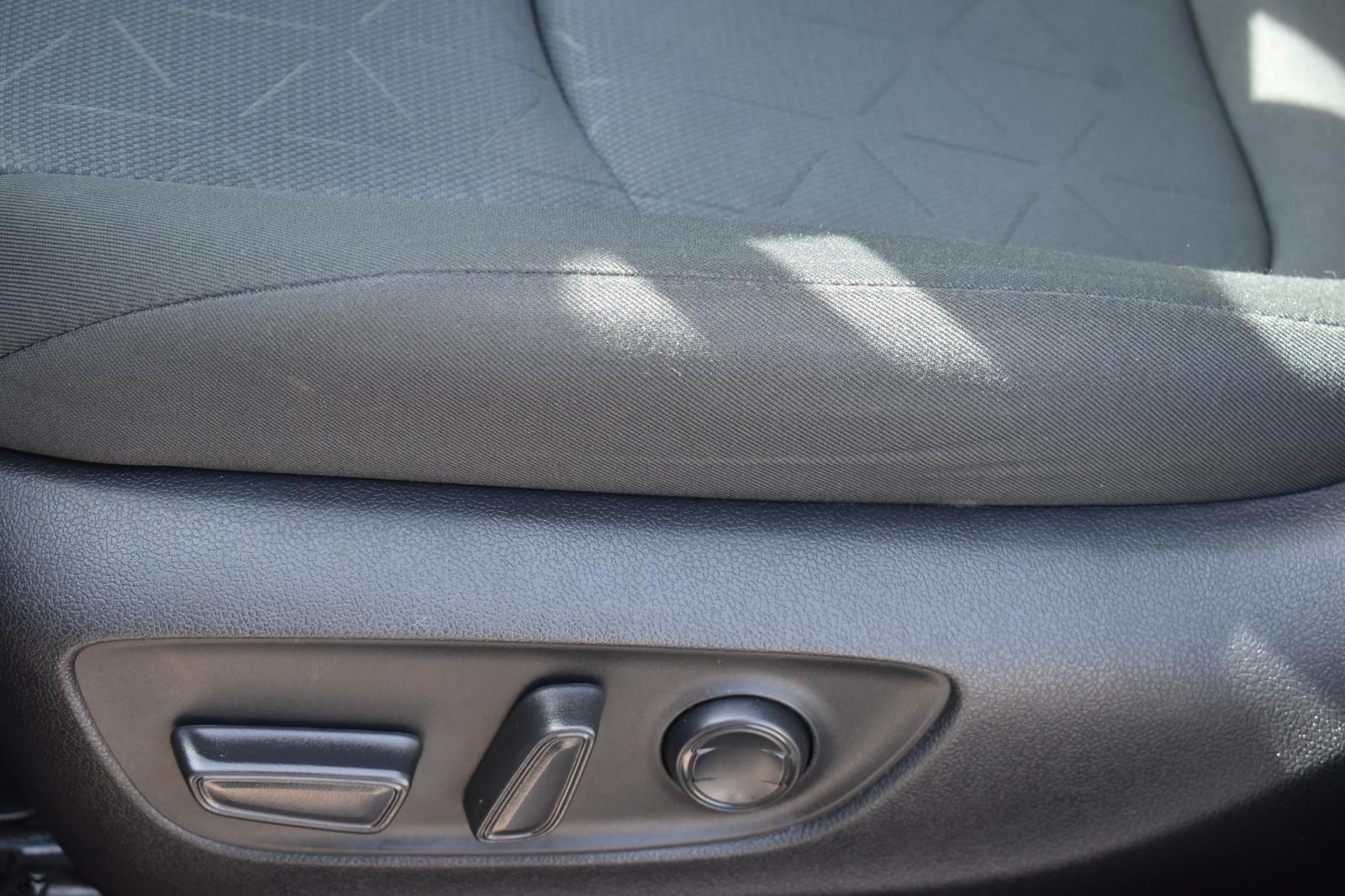 2024 Toyota RAV4 XLE - Photo 22