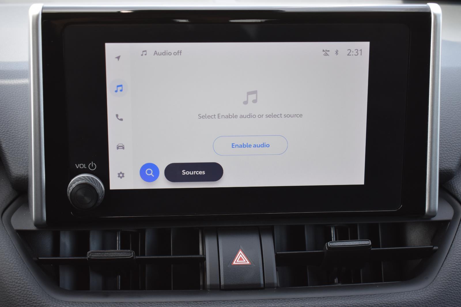 2024 Toyota RAV4 XLE - Photo 26