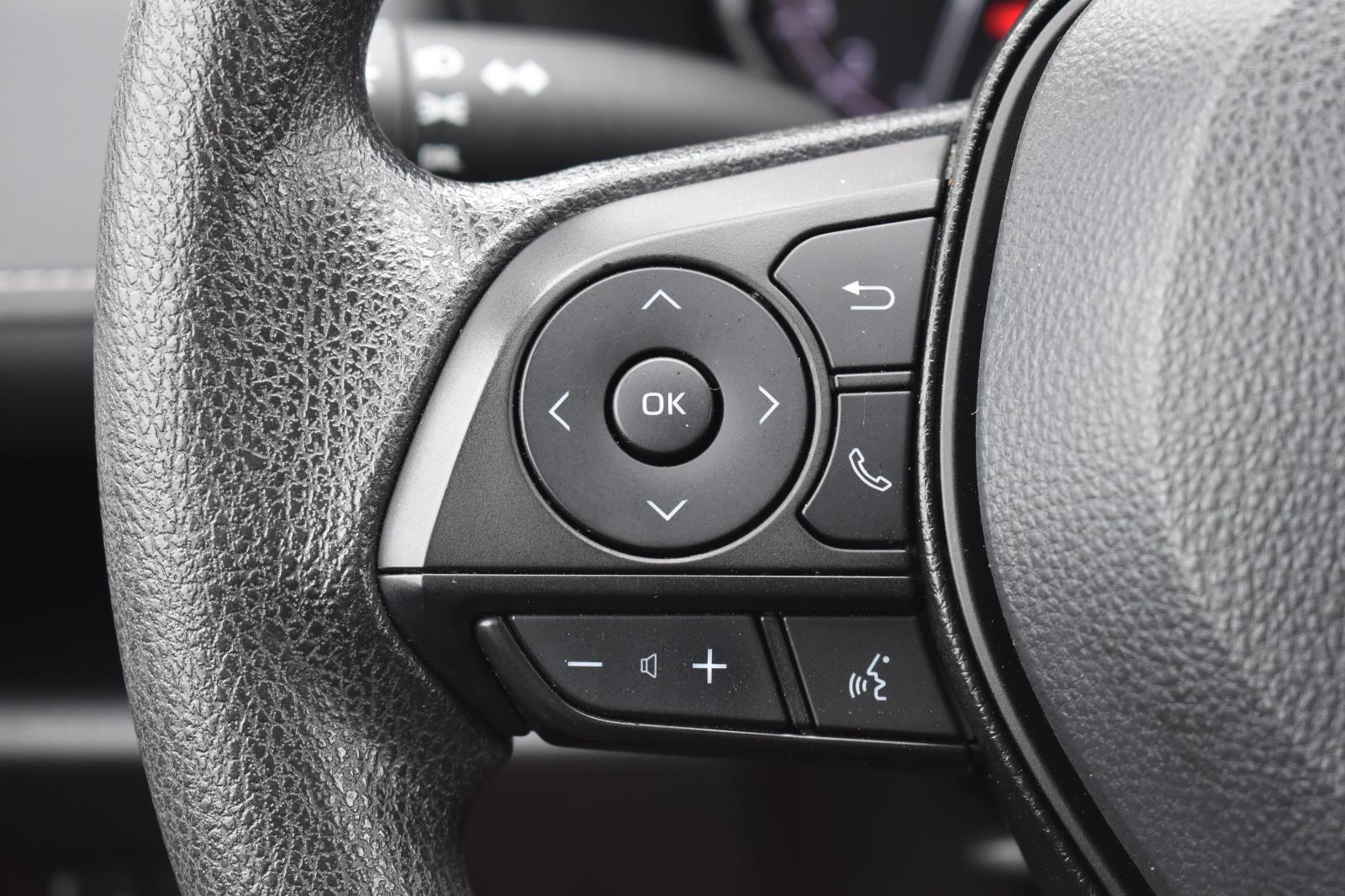 2024 Toyota RAV4 LE - Photo 7
