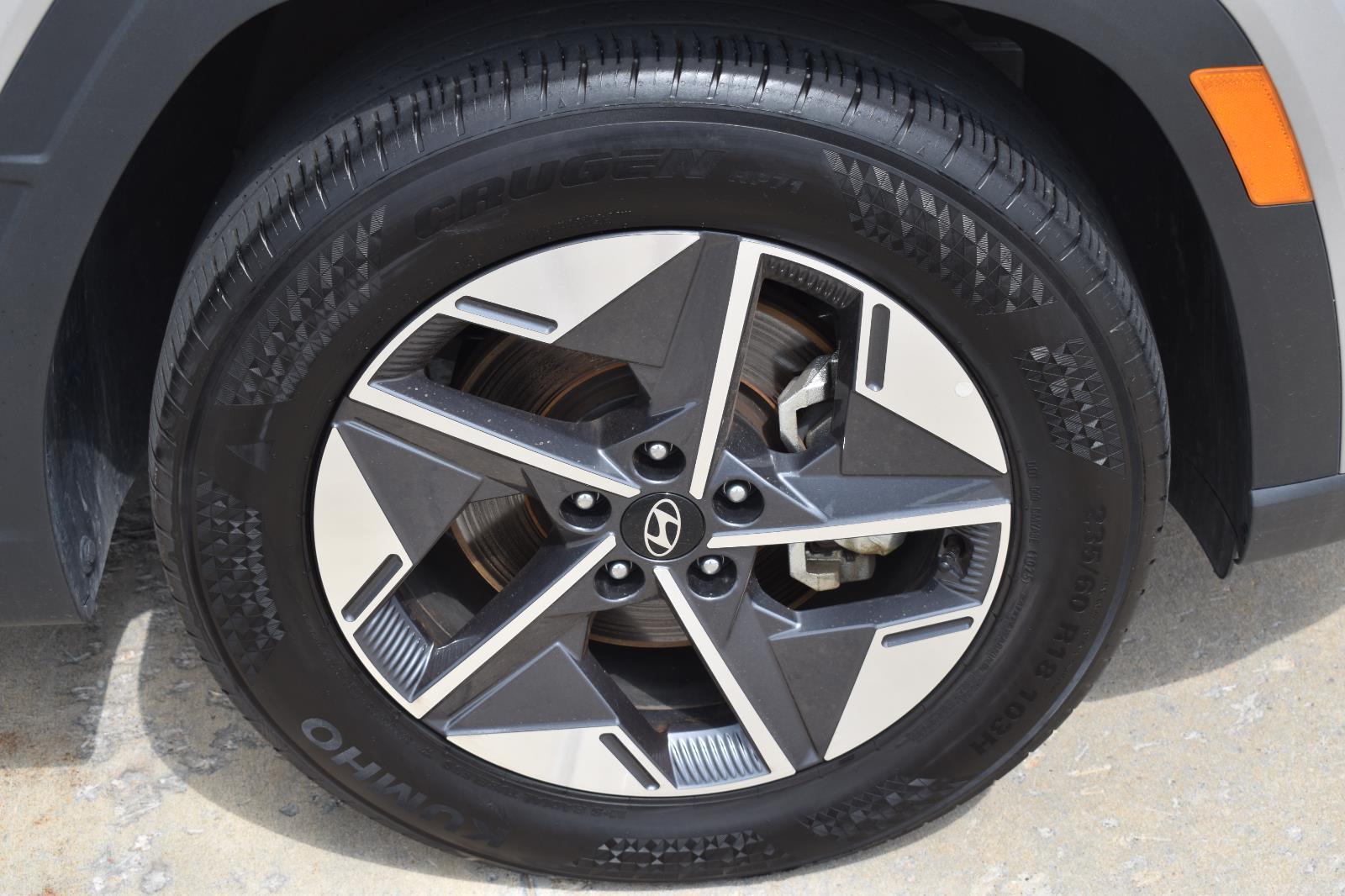 2025 Hyundai Tucson SEL Shimmering Silver - Scholfield Honda - Image 13