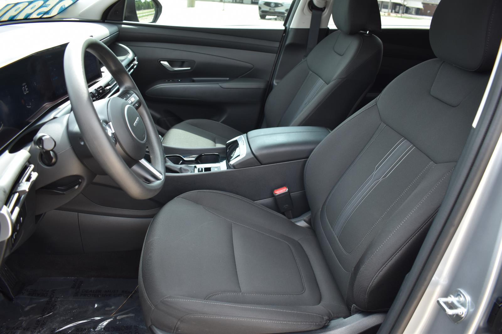 2025 Hyundai Tucson SEL Shimmering Silver - Scholfield Honda - Image 26