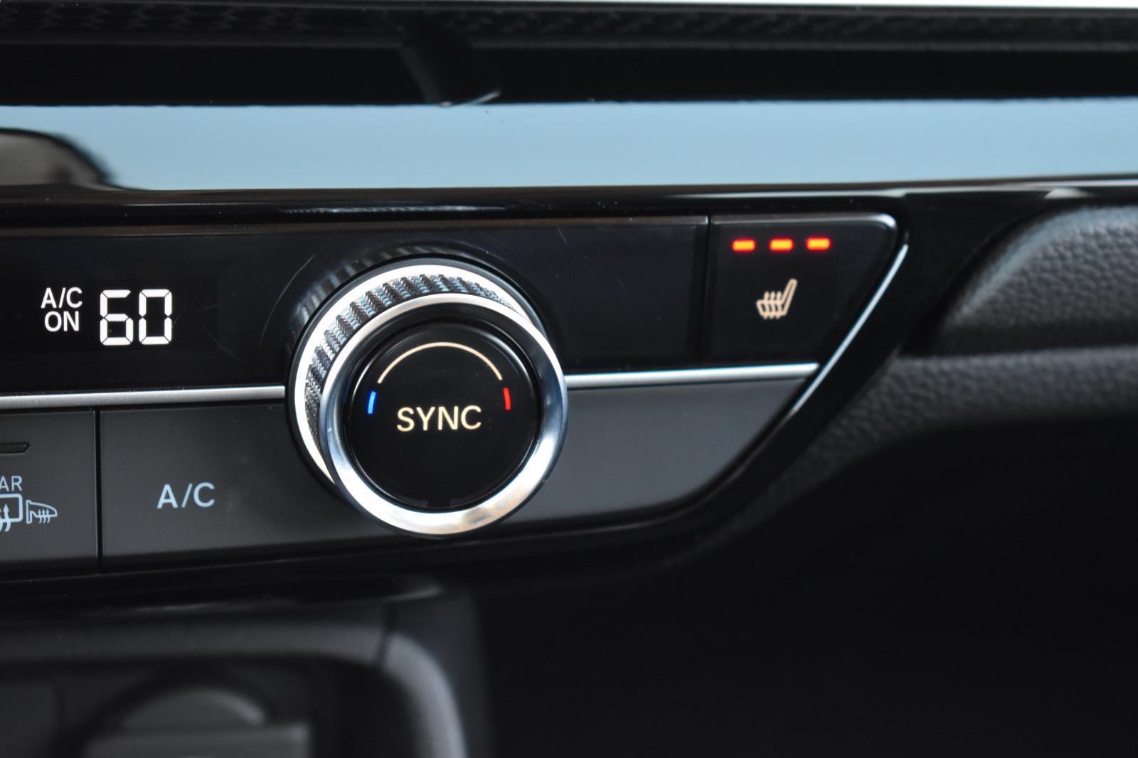 2023 Honda Civic Hatchback EX-L - Photo 12