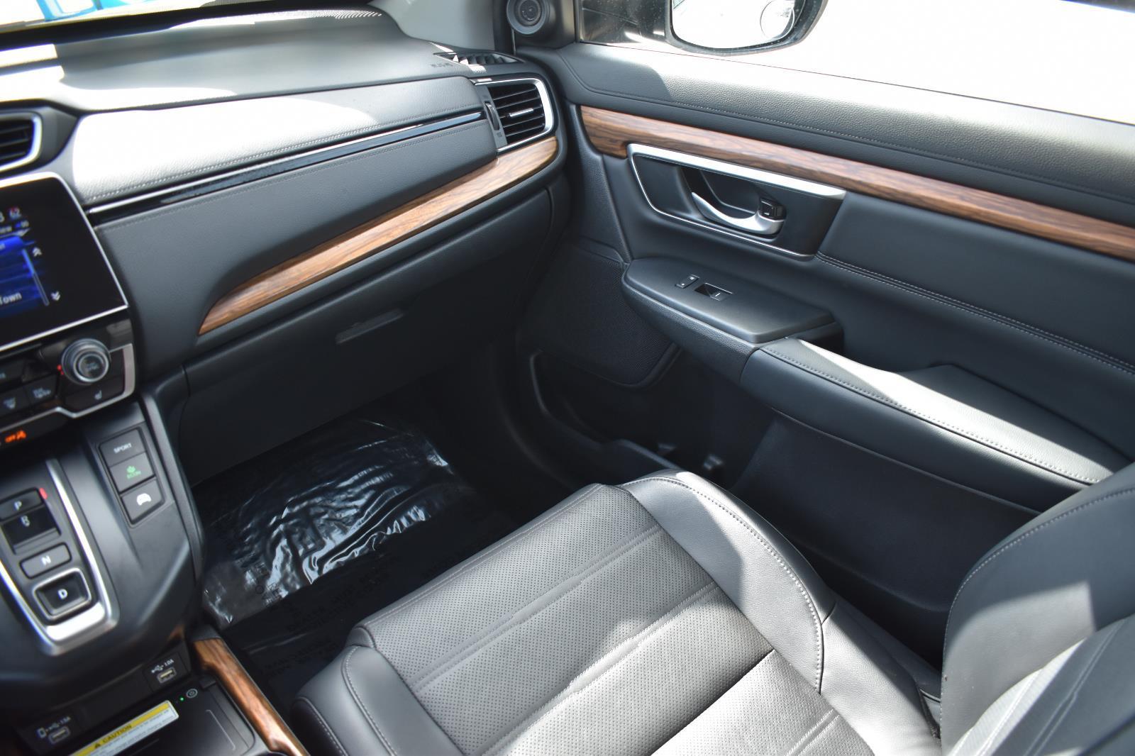 2022 Honda CR-V Touring - Photo 19