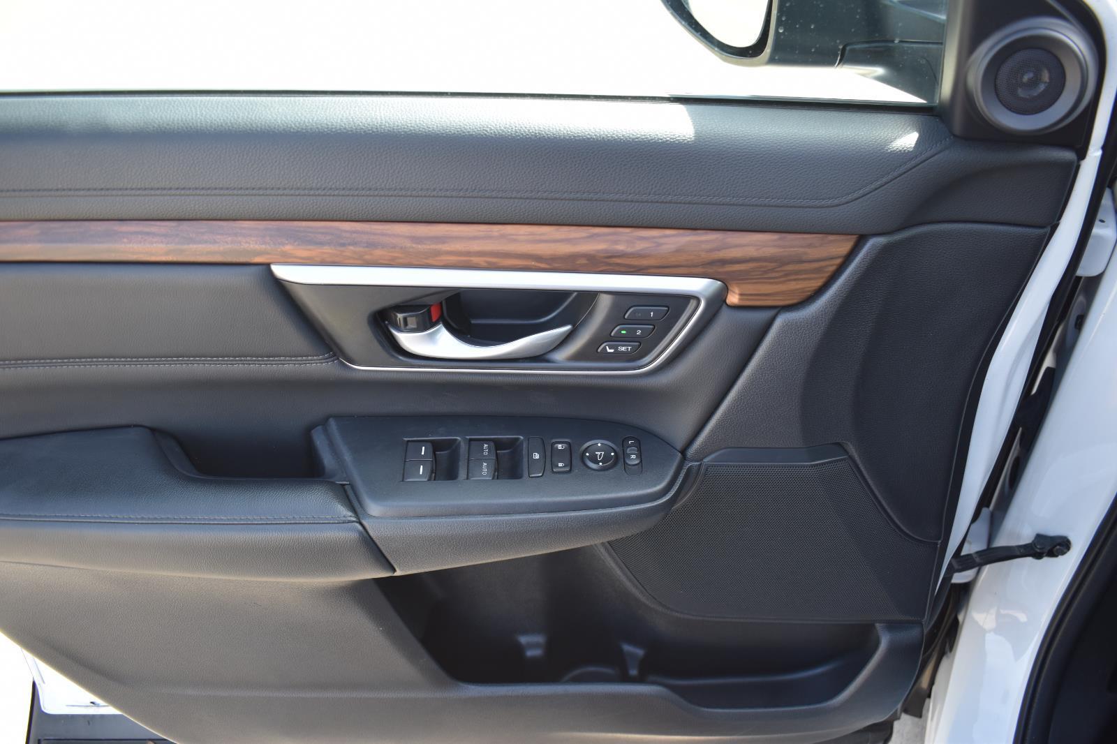 2022 Honda CR-V Touring - Photo 21
