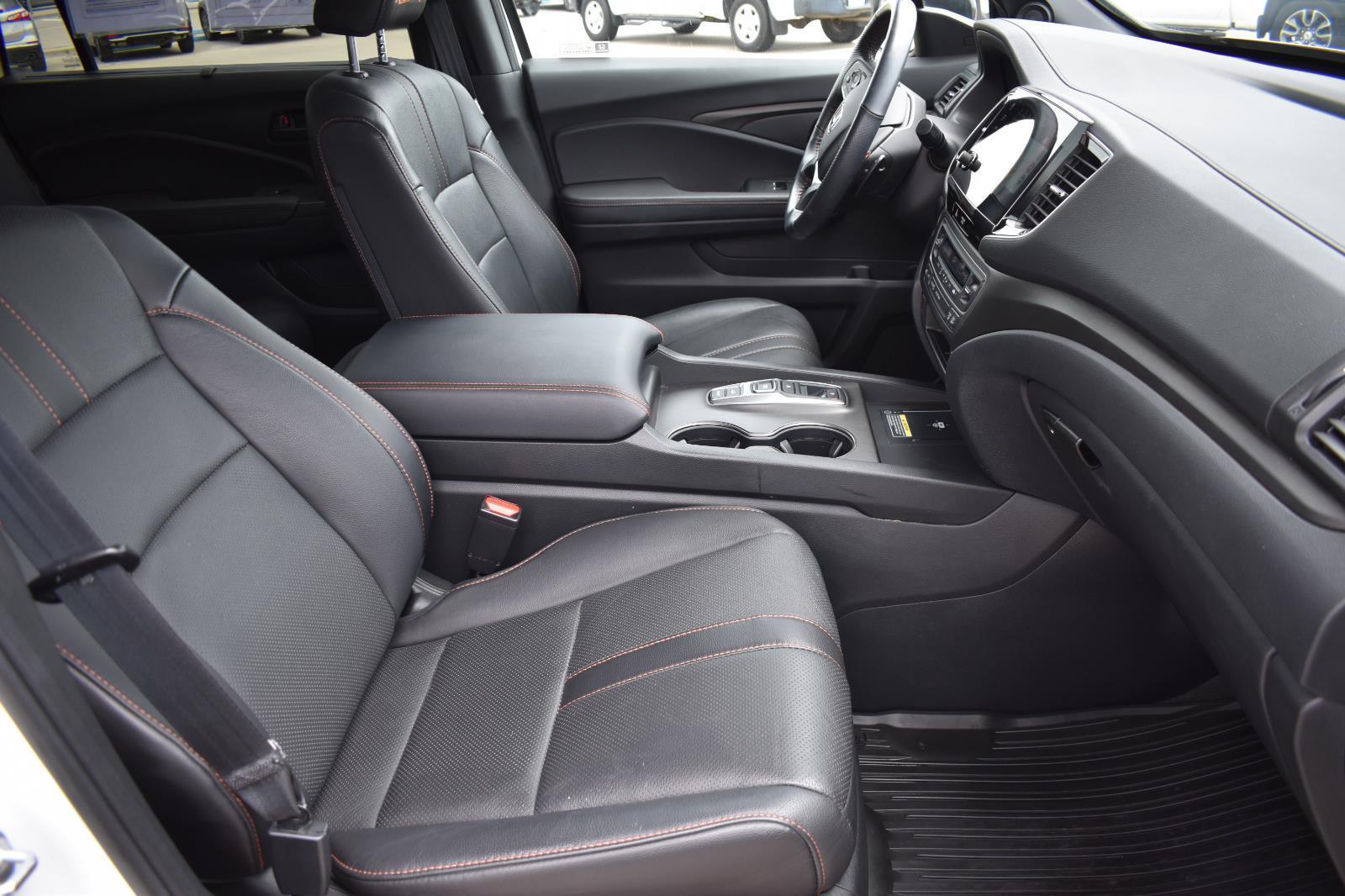 2024 Honda Passport TrailSport Platinum White Pearl - Scholfield Honda - Image 15