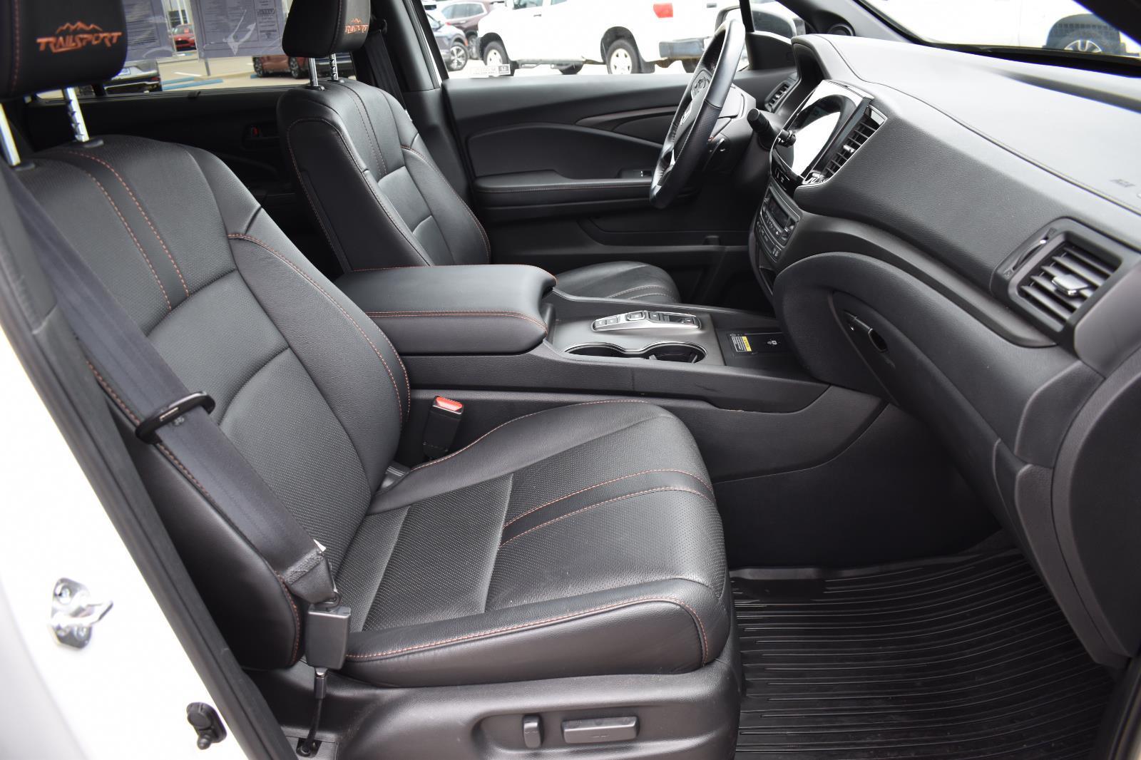 2024 Honda Passport TrailSport Platinum White Pearl - Scholfield Honda - Image 16