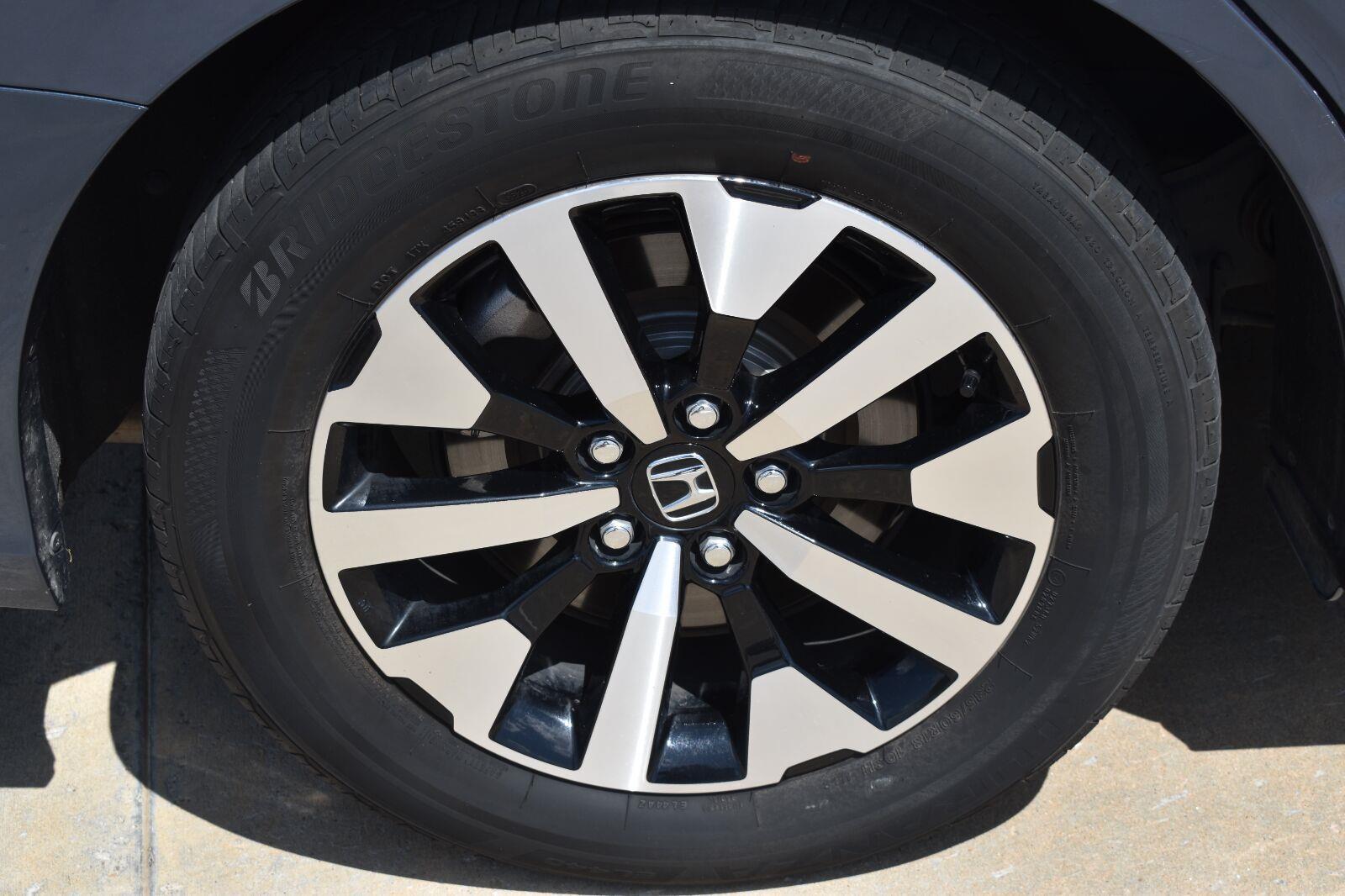 2025 Honda Odyssey EX-L - Scholfield Honda - Image 12