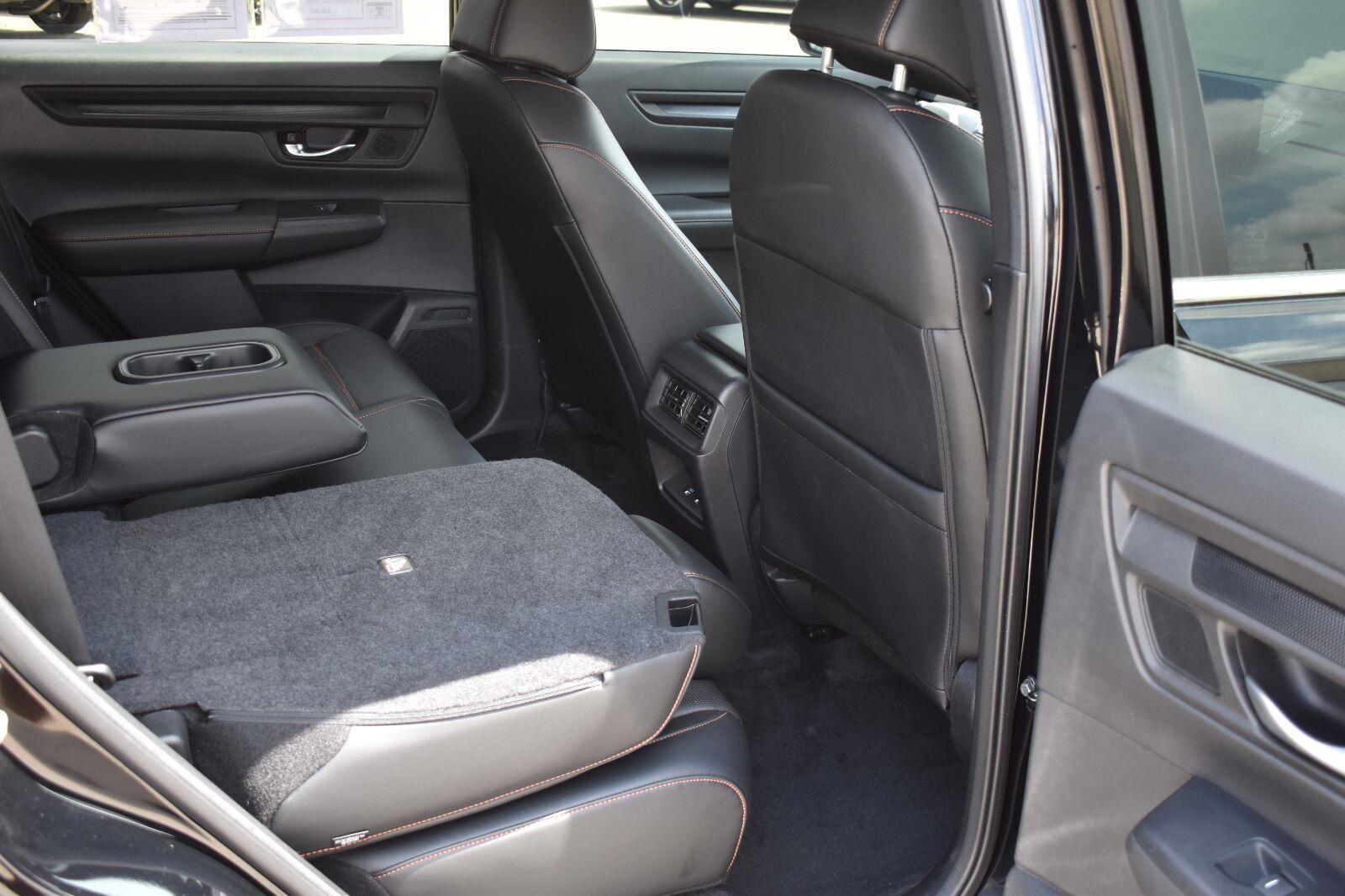 2025 Honda CR-V Hybrid Sport-L Crystal Black Pearl - Scholfield Honda - Image 15