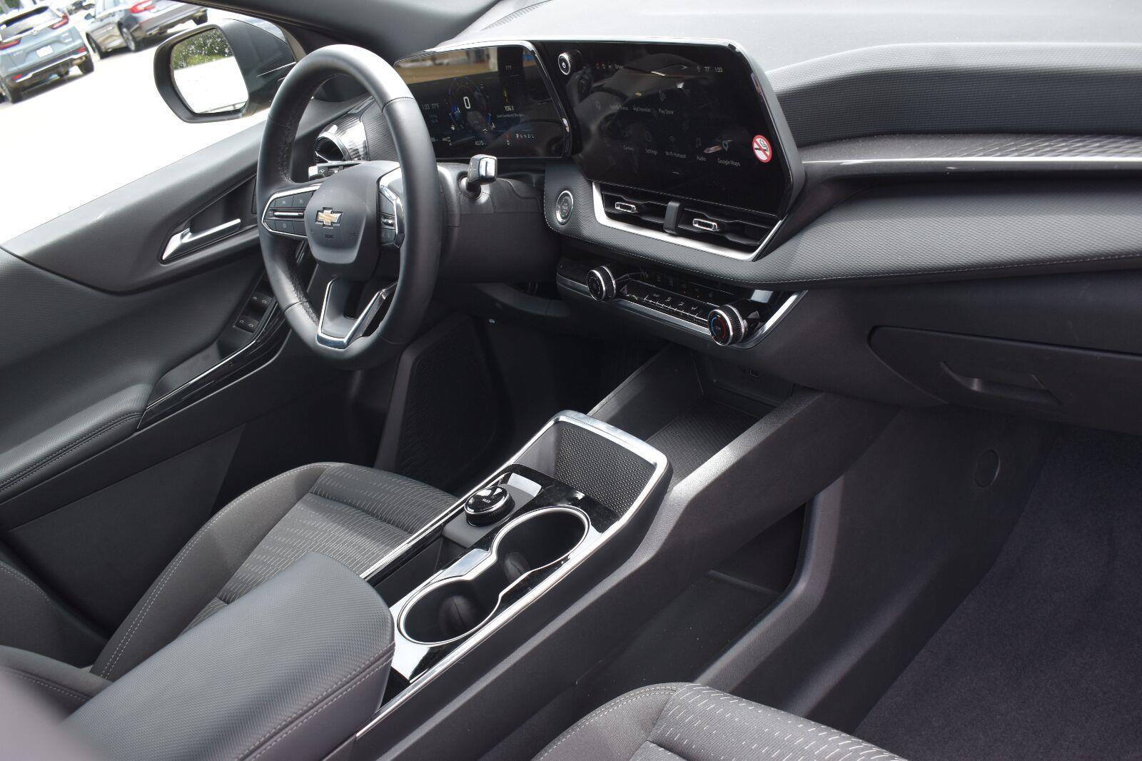 2026 Chevrolet Equinox AWD LT Mosaic Black Metallic - Scholfield Honda - Image 13