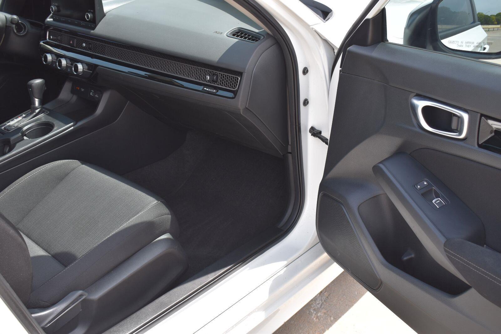 2024 Honda Civic Sedan EX Platinum White Pearl - Scholfield Honda - Image 15