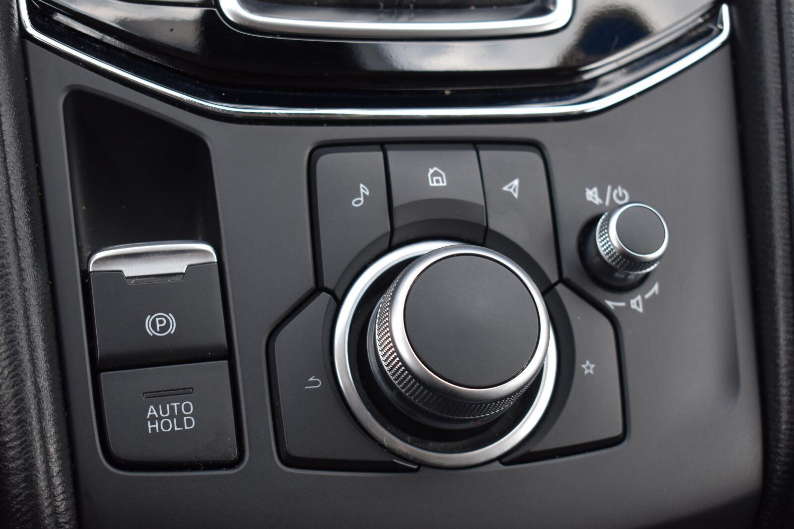 2025 Mazda CX-5 2.5 S Preferred Package Jet Black Mica - Scholfield Honda - Image 8