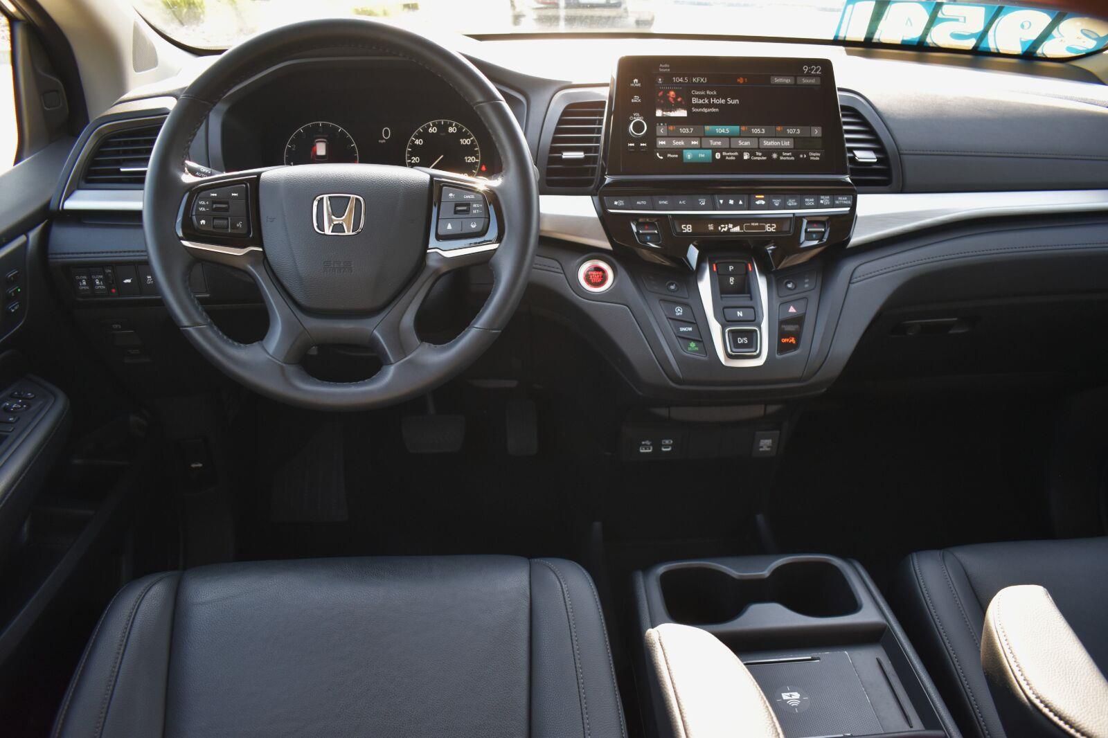 2025 Honda Odyssey EX-L - Photo 22