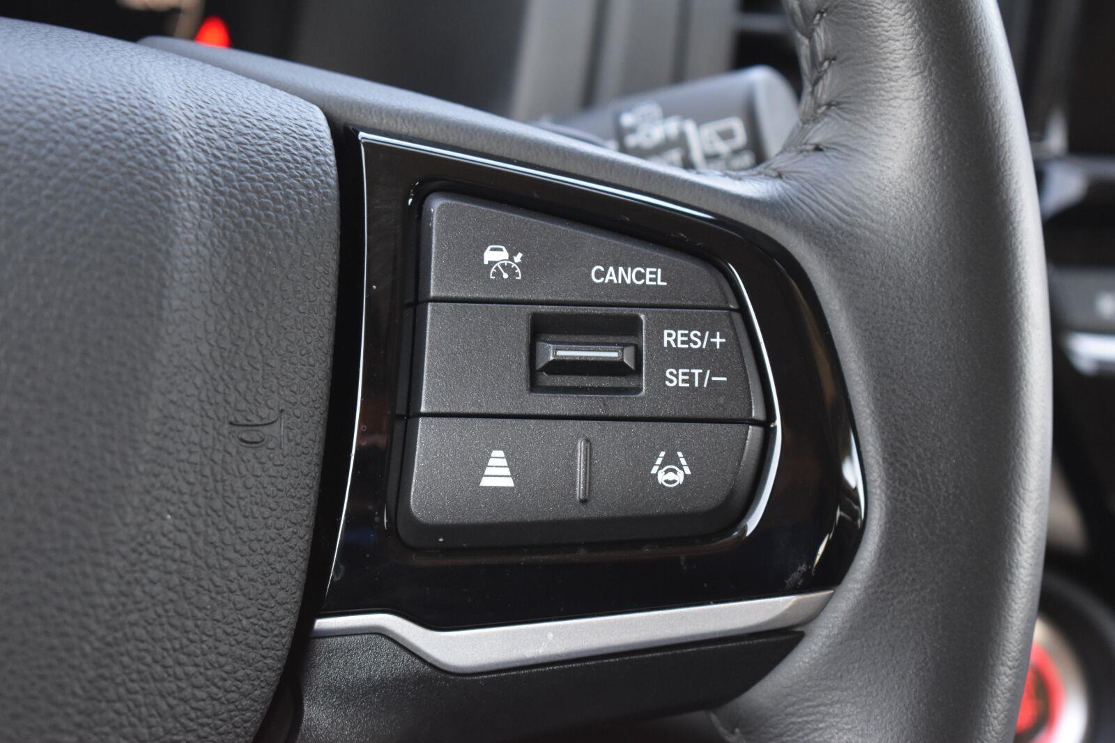 2025 Honda Odyssey EX-L - Photo 10