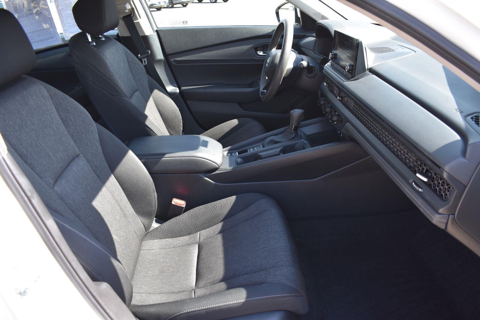 2024 Honda Accord Sedan EX Platinum White Pearl - Scholfield Honda - Image 14