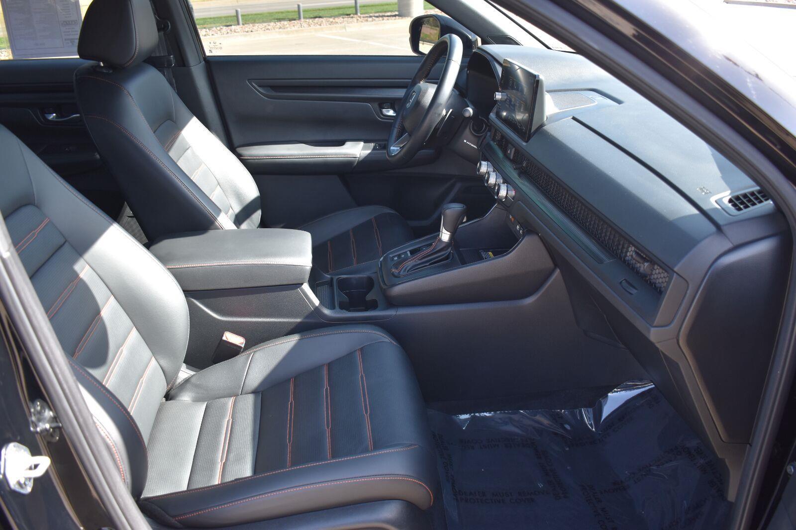 2025 Honda CR-V Hybrid Sport-L Crystal Black Pearl - Scholfield Honda - Image 15
