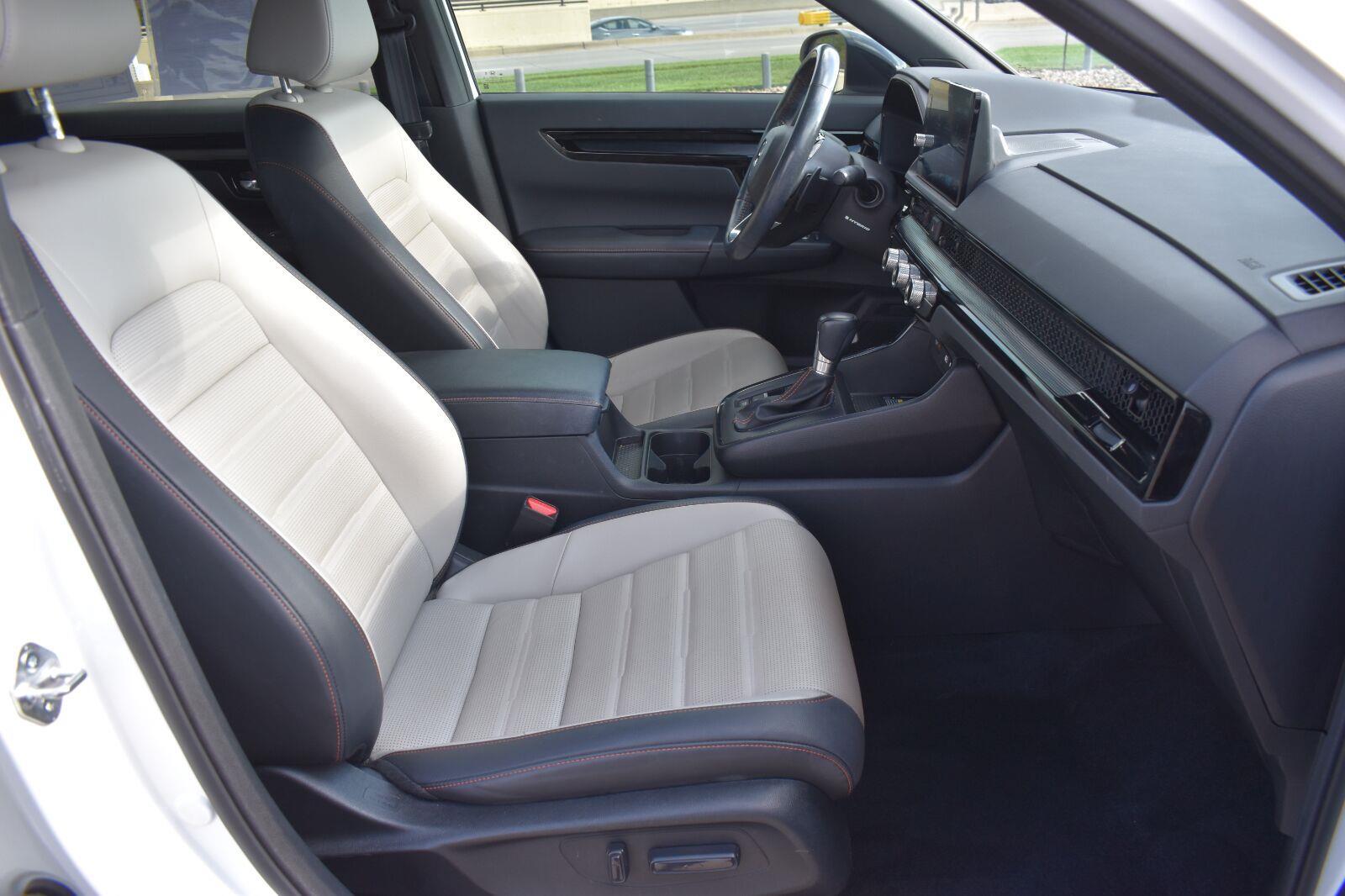 2024 Honda CR-V Hybrid Sport Touring Platinum White Pearl - Scholfield Honda - Image 16