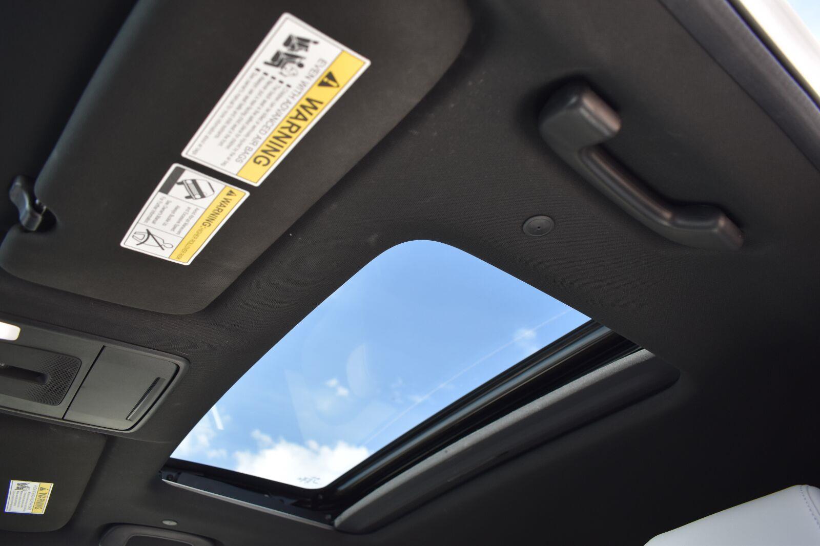 2024 Honda CR-V Hybrid Sport Touring Platinum White Pearl - Scholfield Honda - Image 12