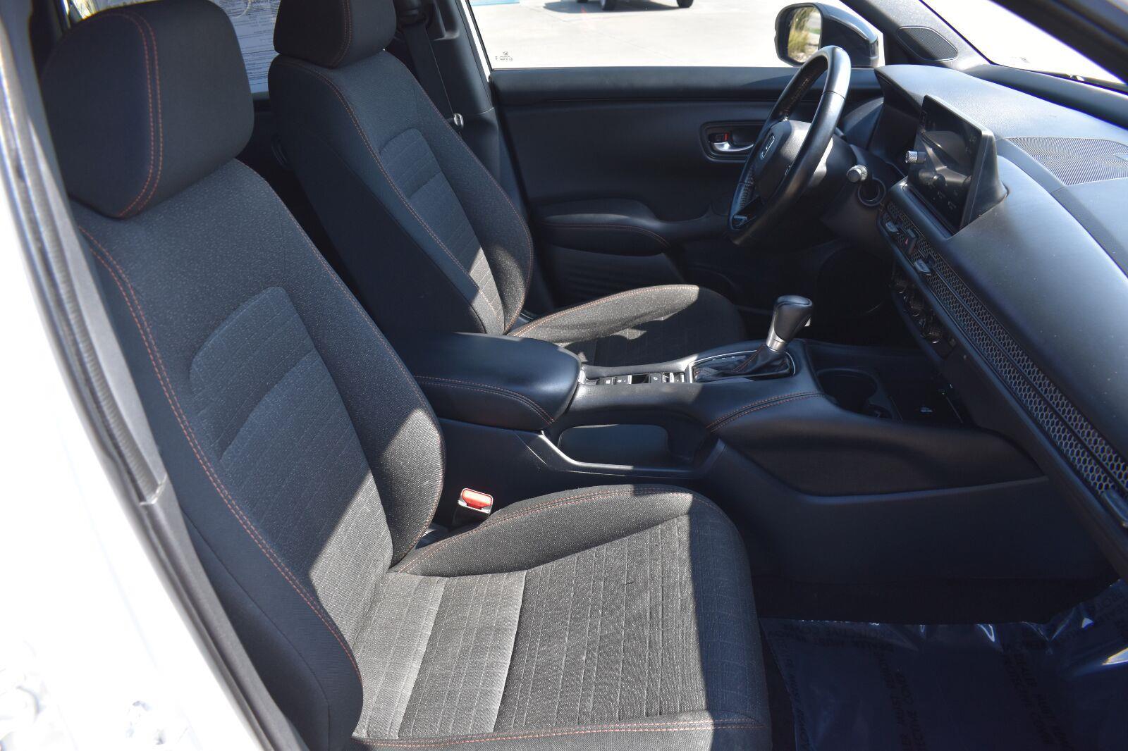 2026 Honda HR-V Sport Platinum White Pearl - Scholfield Honda - Image 7