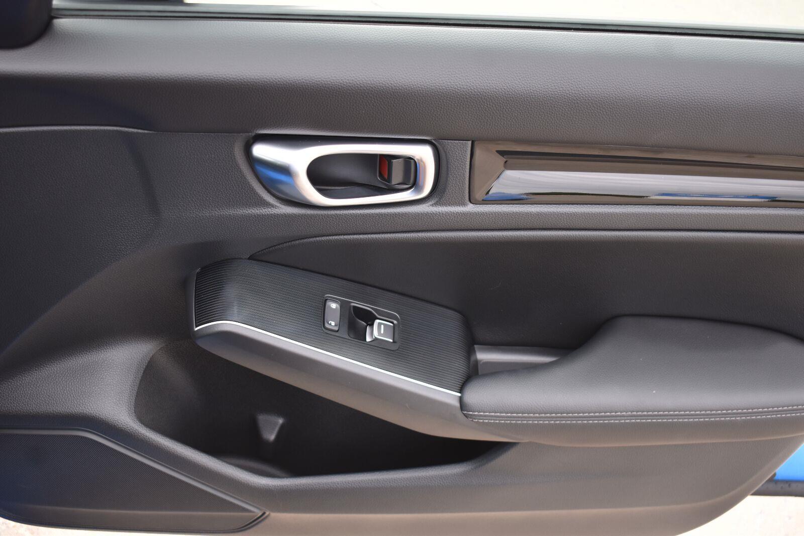 2025 Honda Civic Hatchback Hybrid Sport Touring Boost Blue Pearl - Scholfield Honda - Image 15