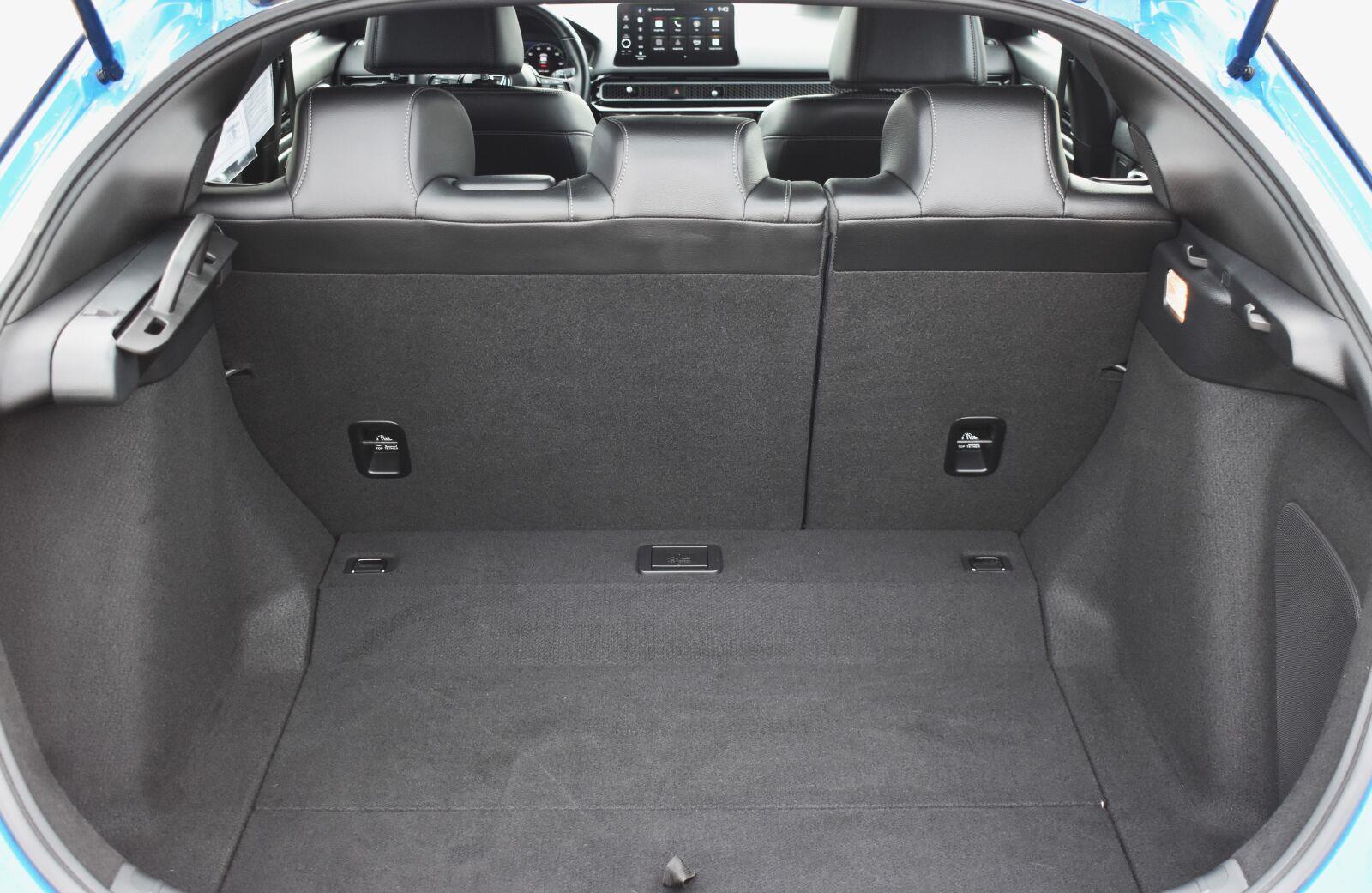 2025 Honda Civic Hatchback Hybrid Sport Touring Boost Blue Pearl - Scholfield Honda - Image 18