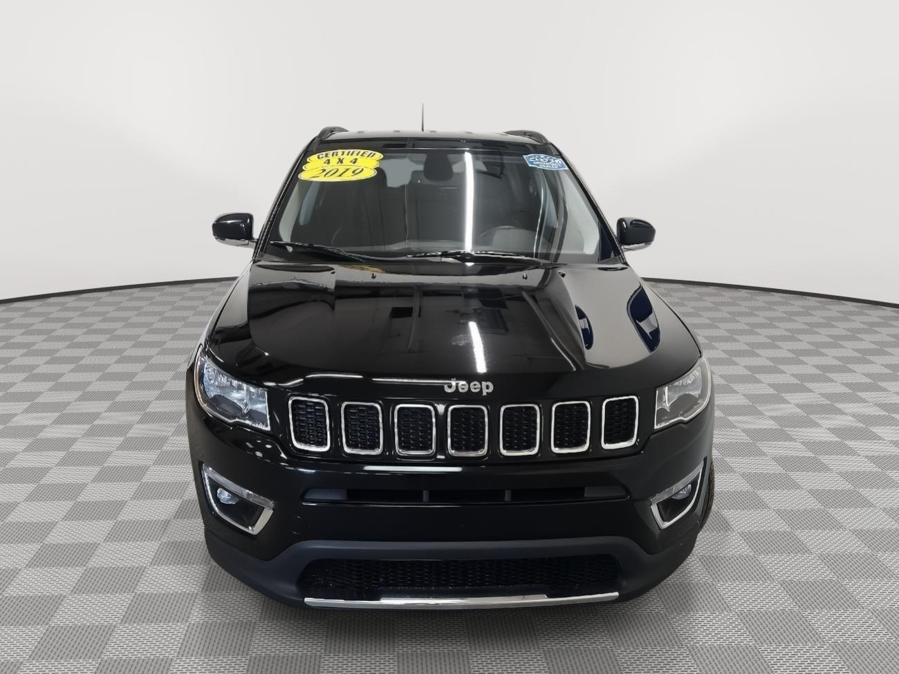 2019 Jeep Compass Limited's photo