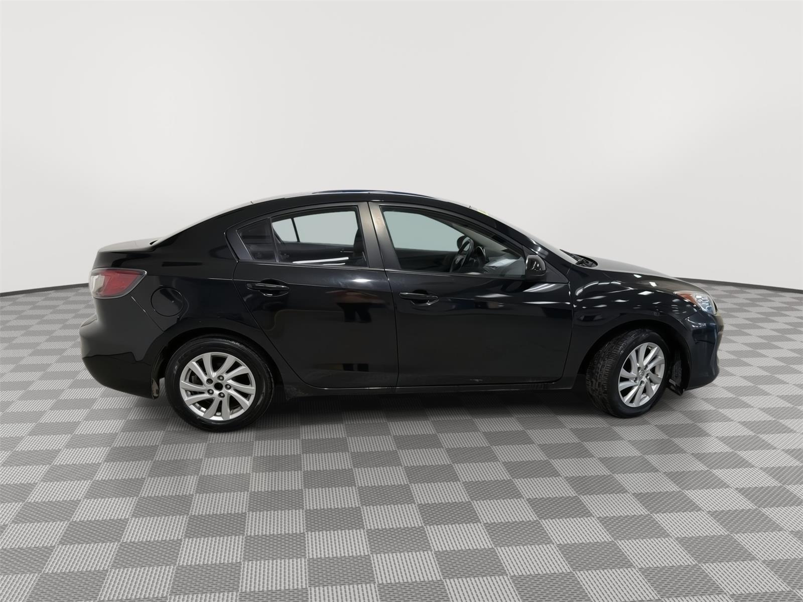 2012 Mazda MAZDA3 i Touring
