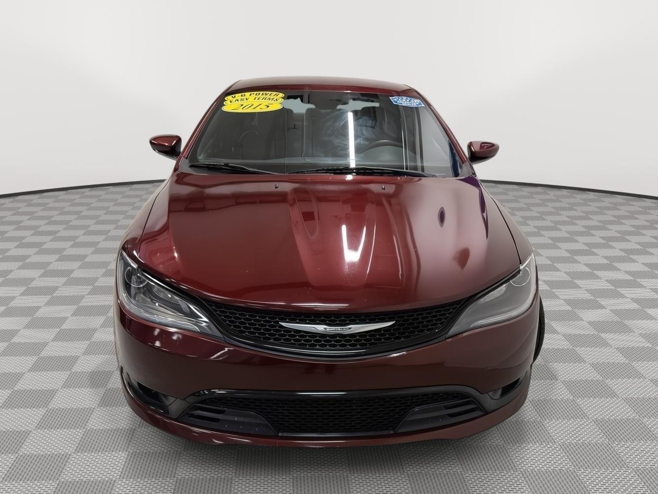 2015 Chrysler 200 S's photo