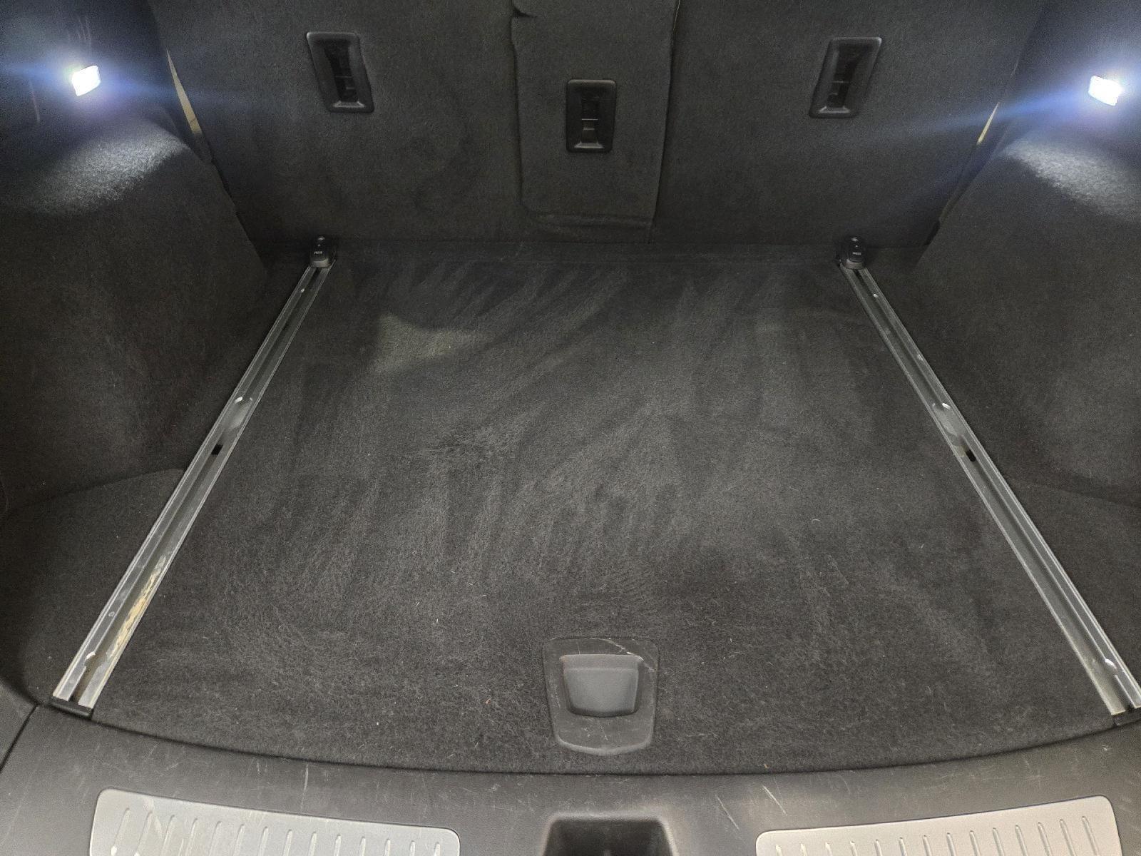 2017 Cadillac XT5 Luxury - Photo 25