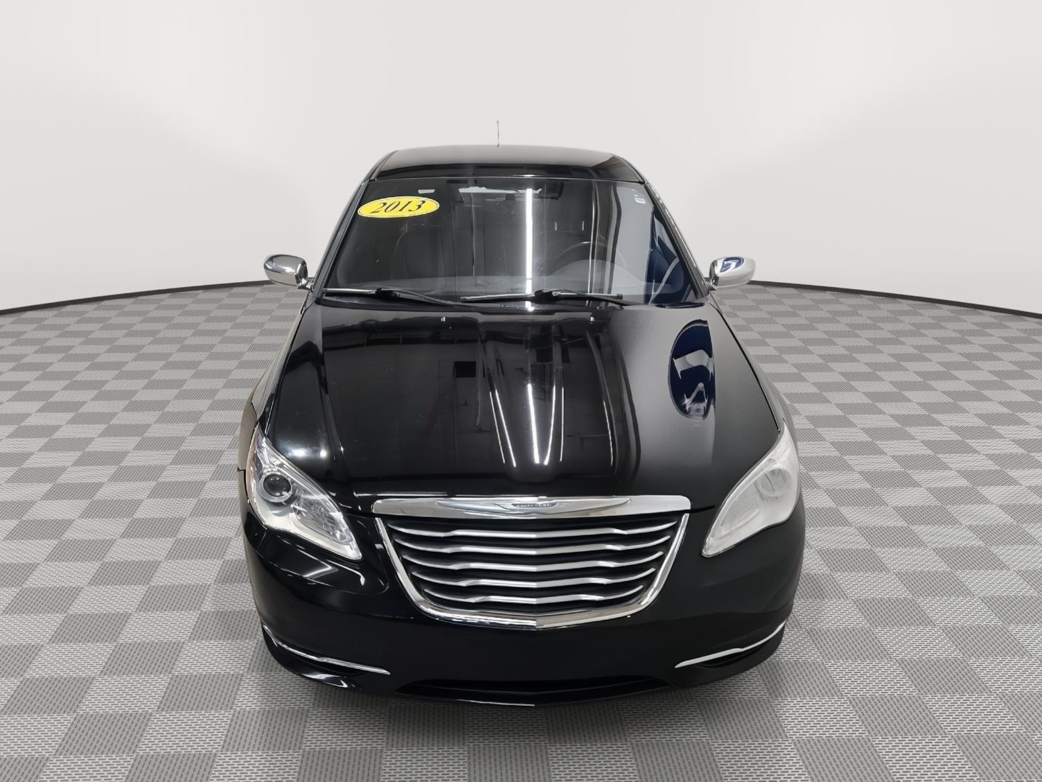 2013 Chrysler 200 Limited