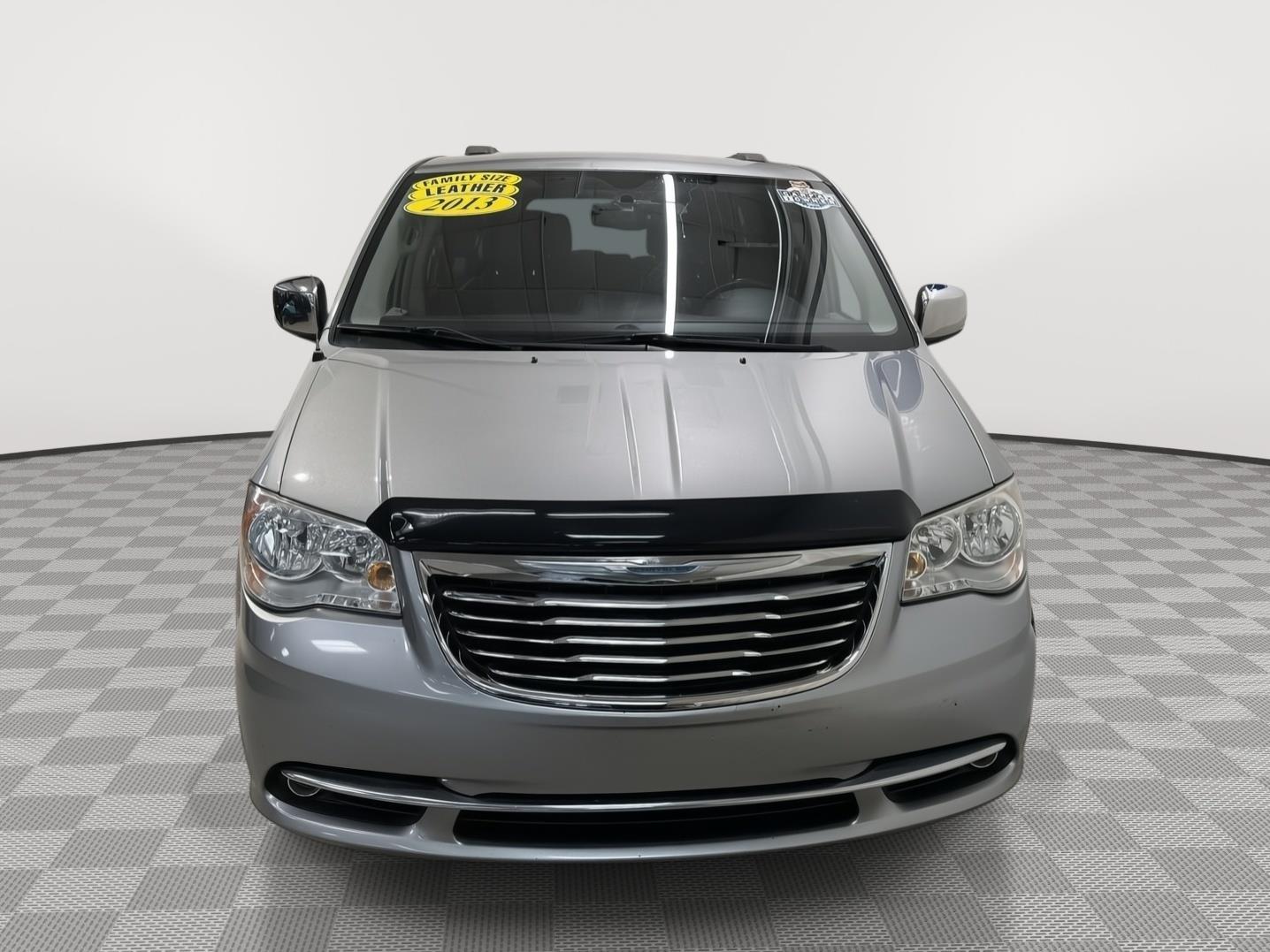 2013 Chrysler Town & Country Touring-L