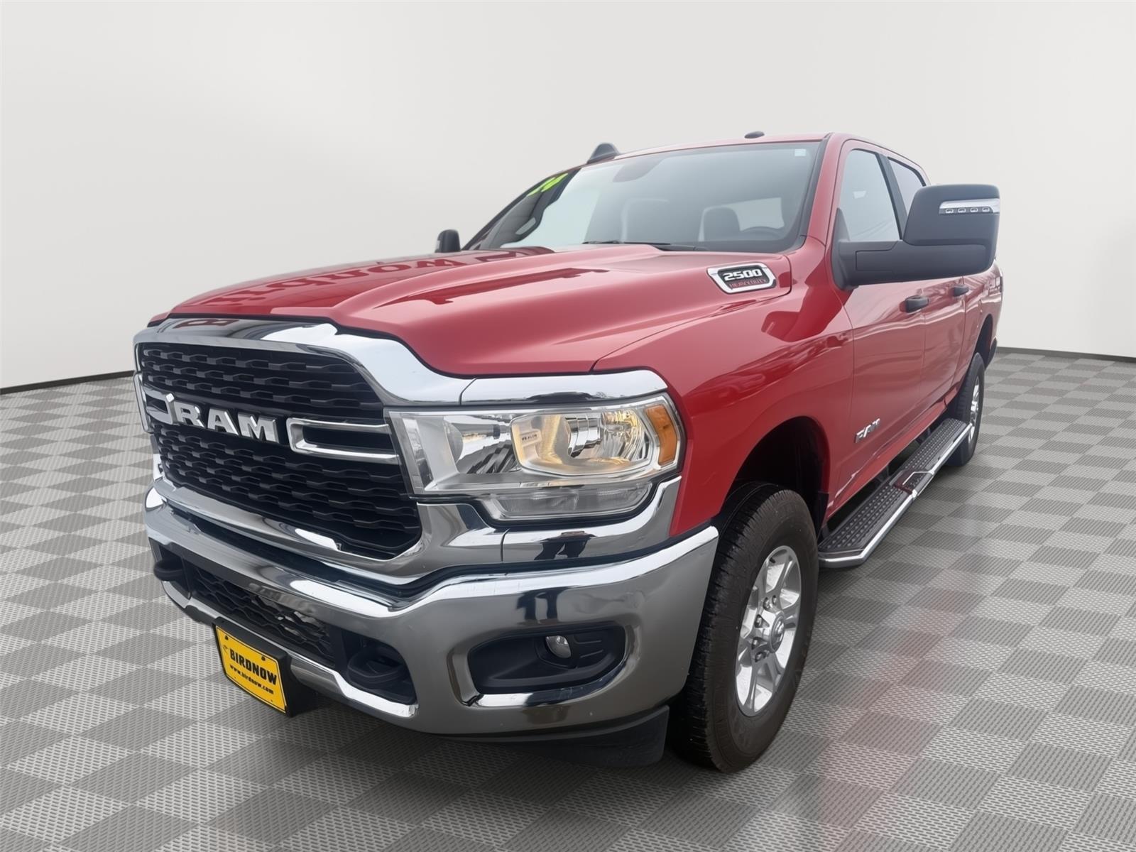 View vehicle photo 5