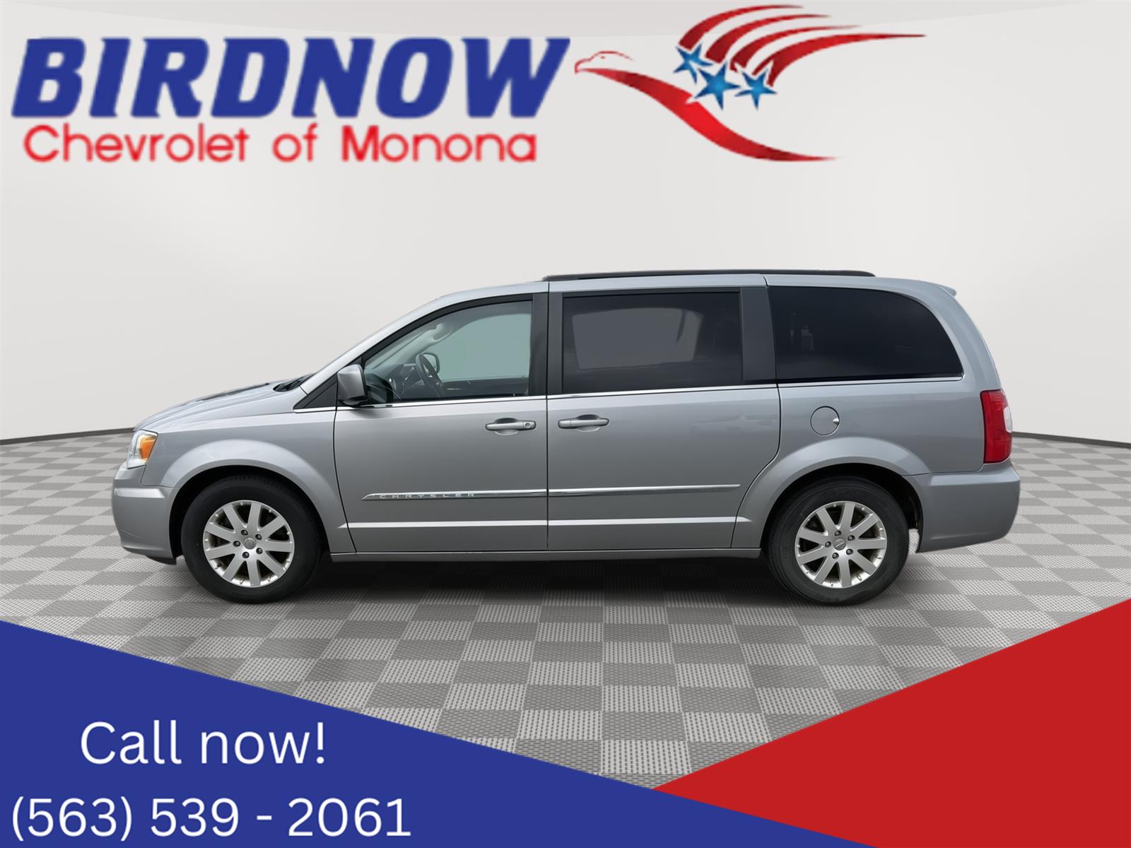 2016 Chrysler Town & Country Touring FWD