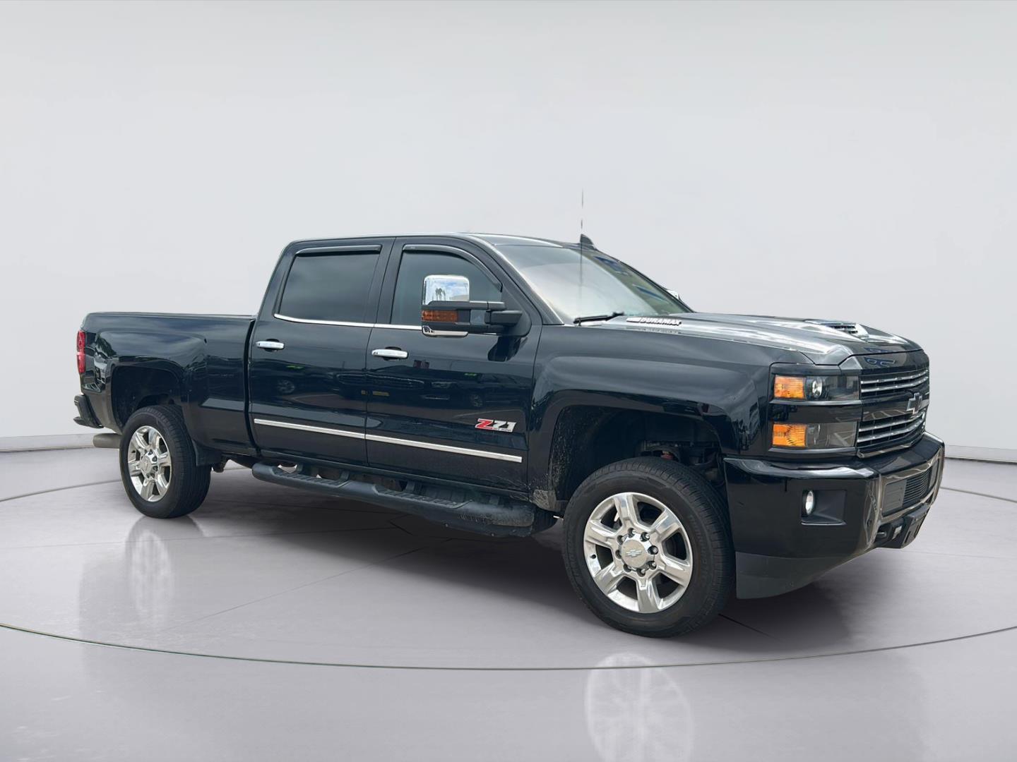 Black 2018 Chevrolet Silverado 2500HD Pickup Truck Four-Wheel Drive 