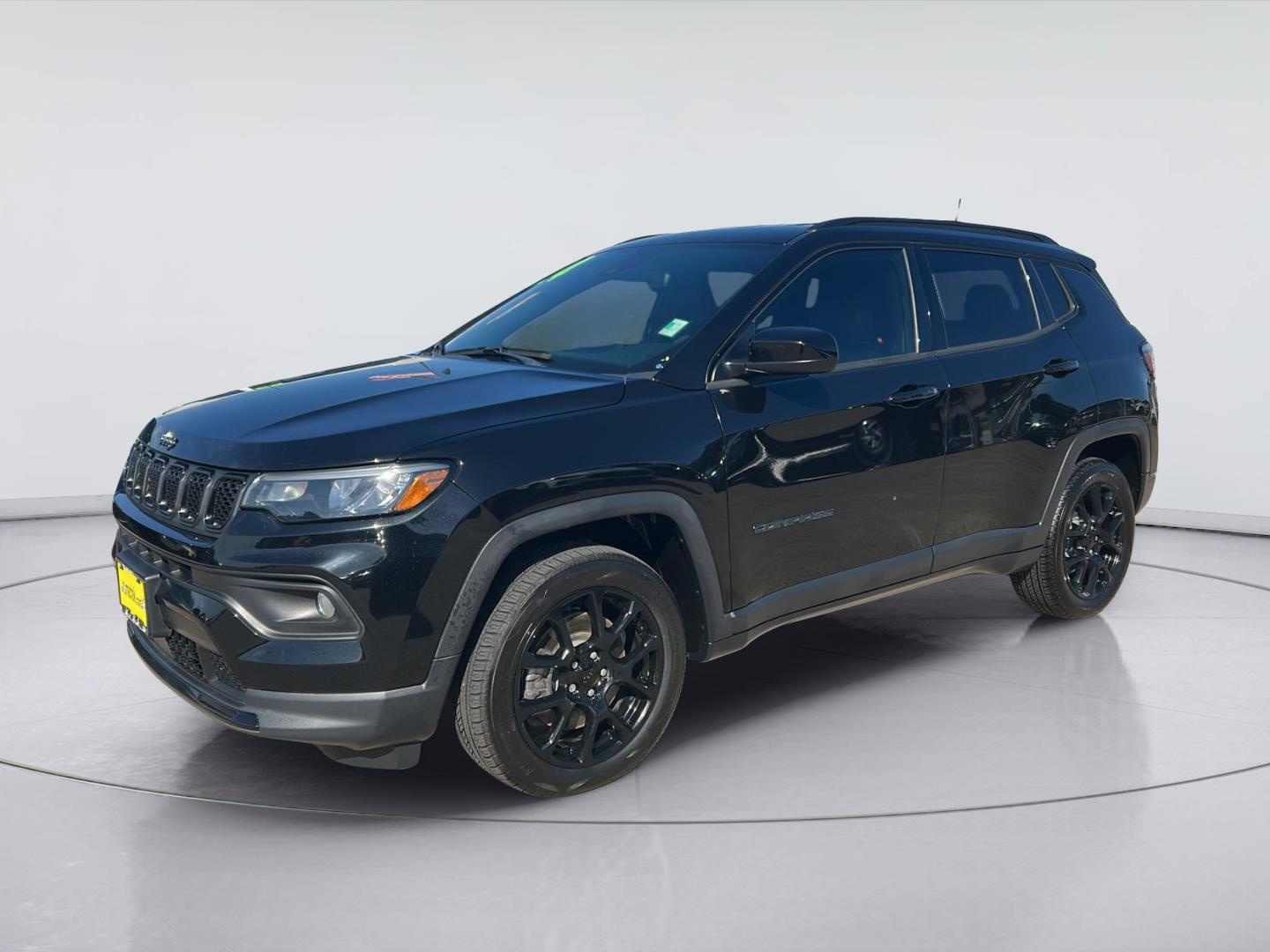 Diamond Black Crystal Pearlcoat 2024 Jeep Compass SUV / Crossover Four-Wheel Drive 8-Speed Automatic